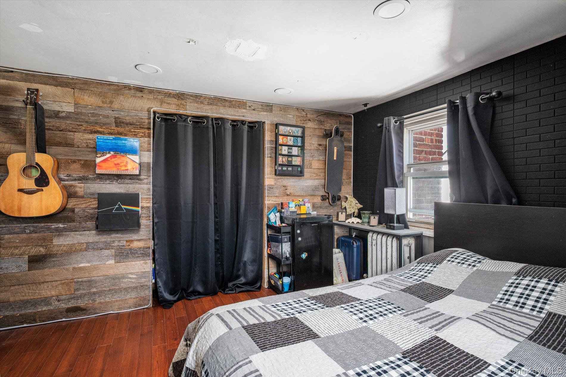 Single Family Waldo  Nassau County, NY 11518, MLS-987616-14