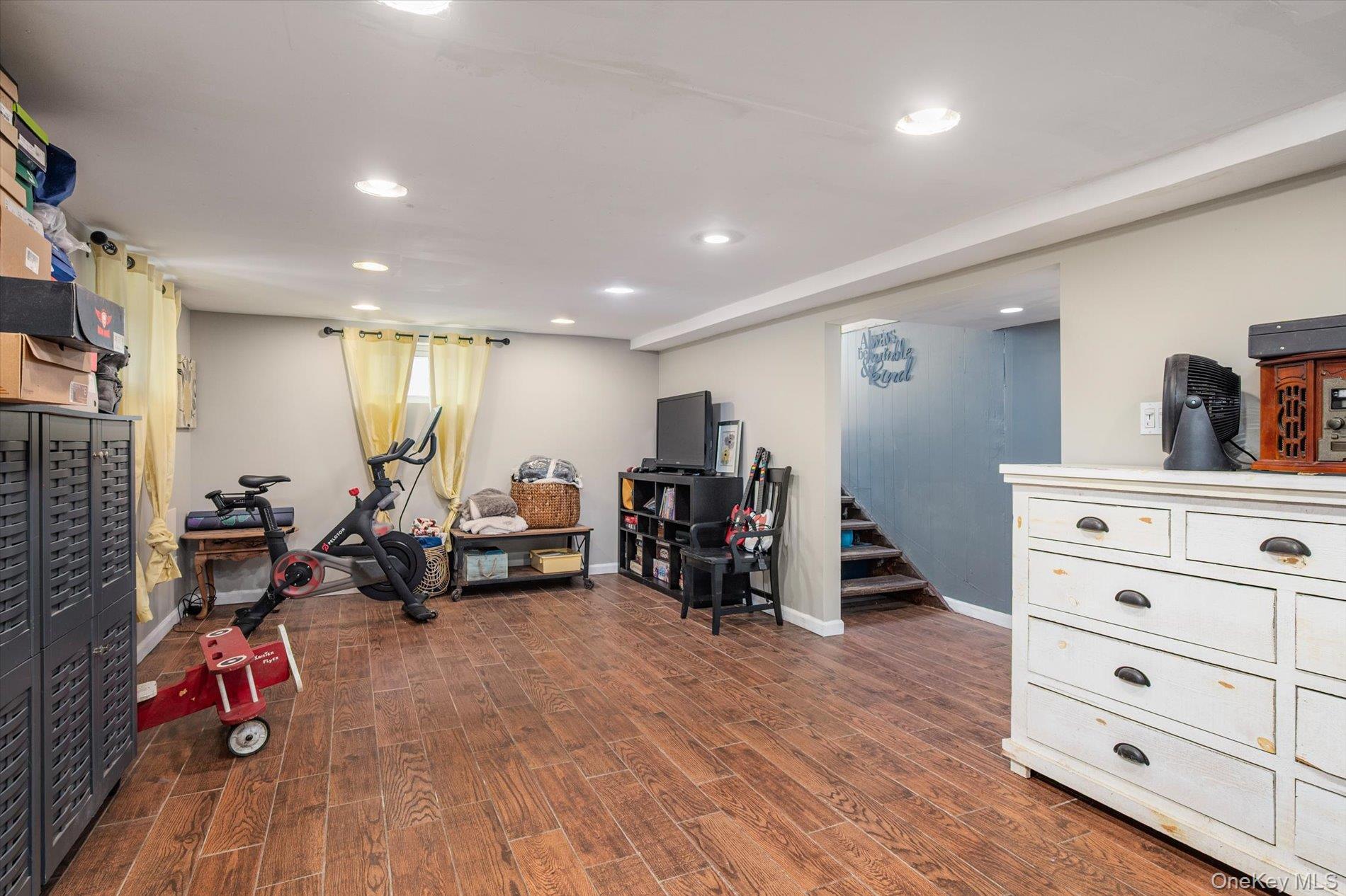 Single Family Waldo  Nassau County, NY 11518, MLS-987616-16