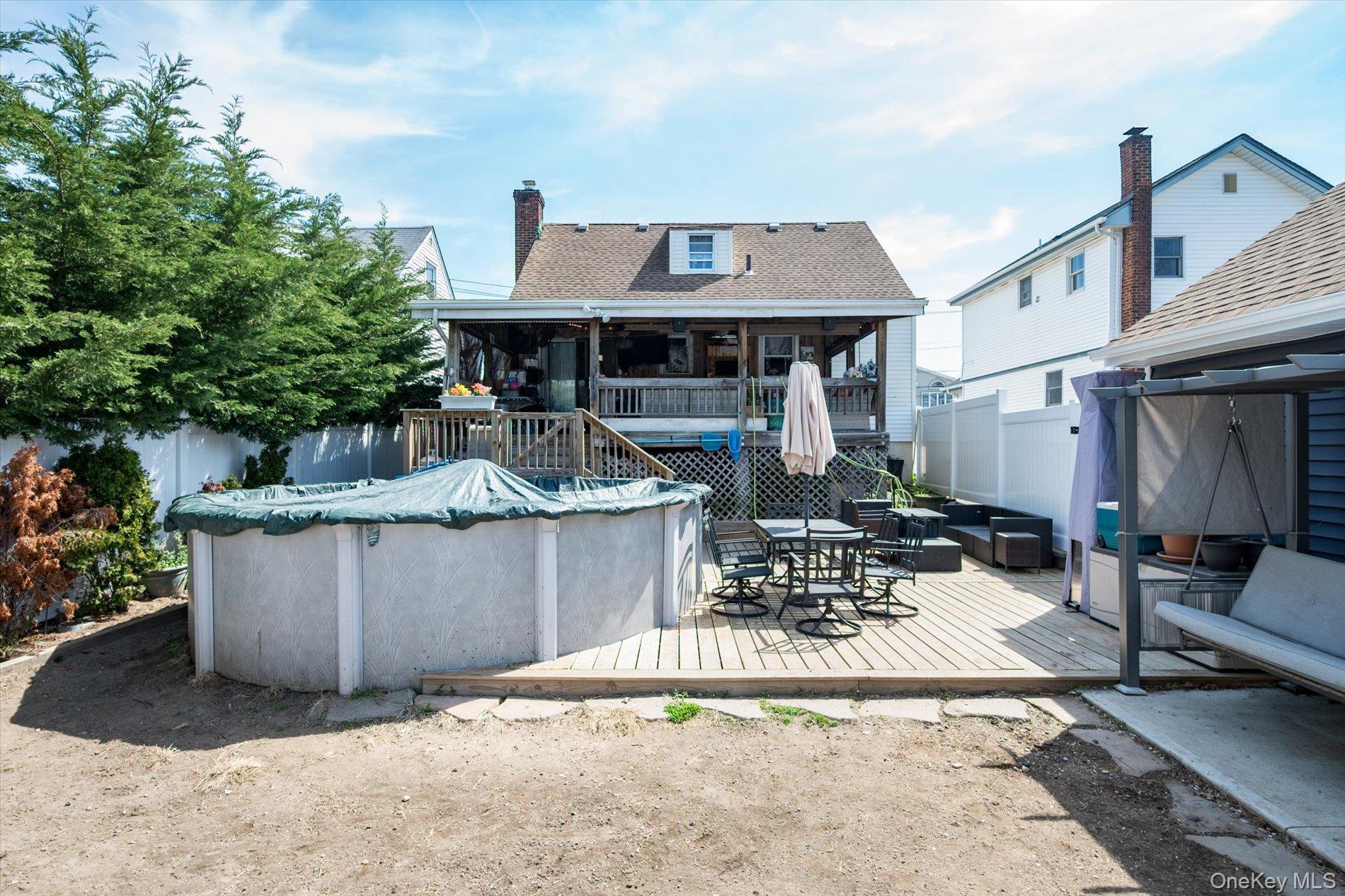 Single Family Waldo  Nassau County, NY 11518, MLS-987616-20