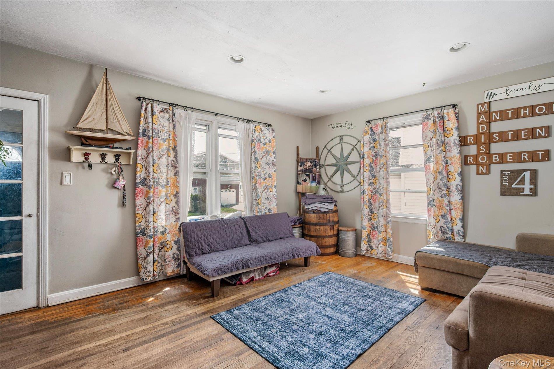 Single Family Waldo  Nassau County, NY 11518, MLS-987616-4