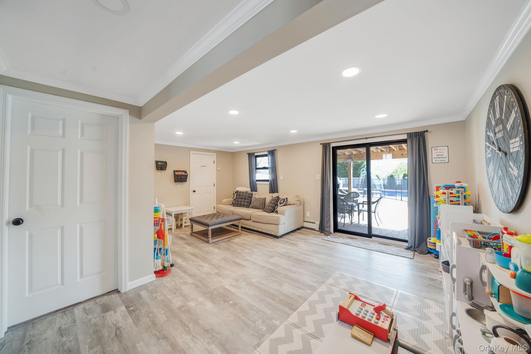 Single Family Nimbus  Suffolk County, NY 11741, MLS-987620-15