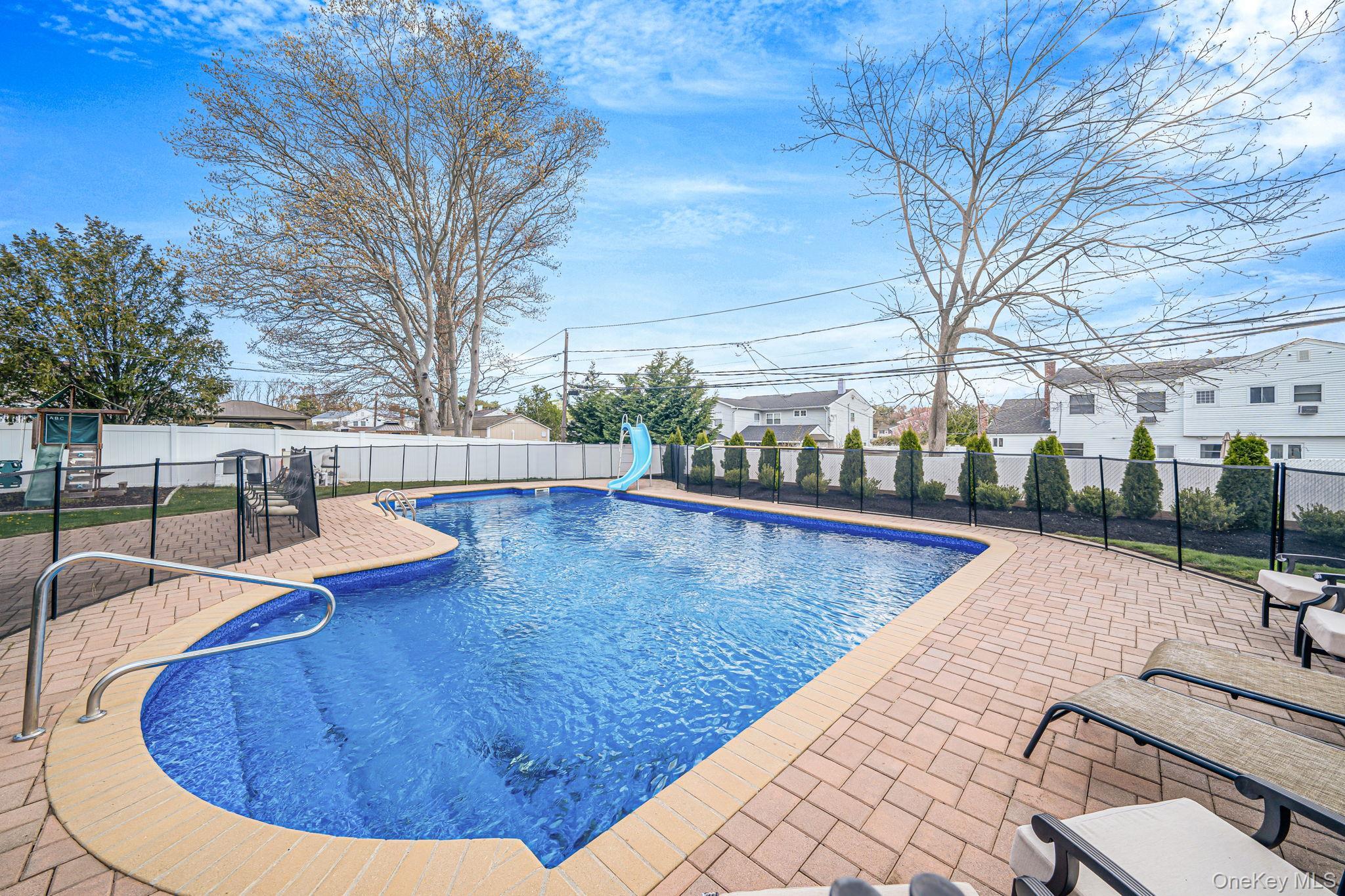 Single Family Nimbus  Suffolk County, NY 11741, MLS-987620-21