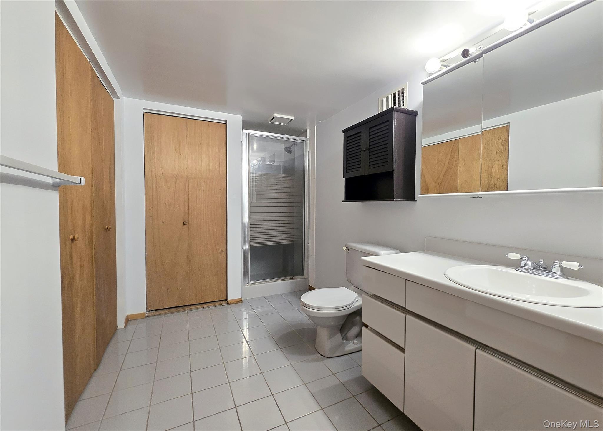 Single Family Peter  Suffolk County, NY 11779, MLS-987630-14