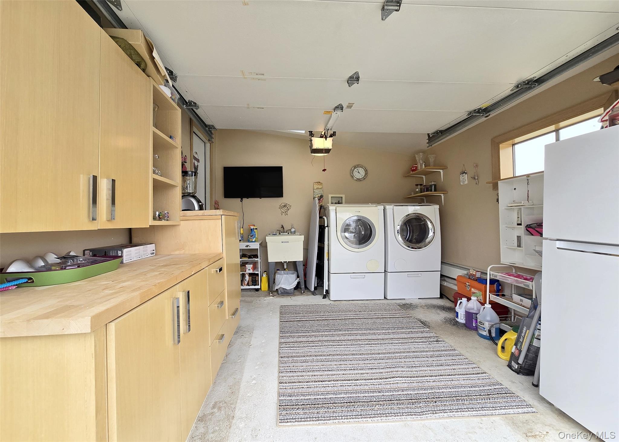 Single Family Peter  Suffolk County, NY 11779, MLS-987630-18