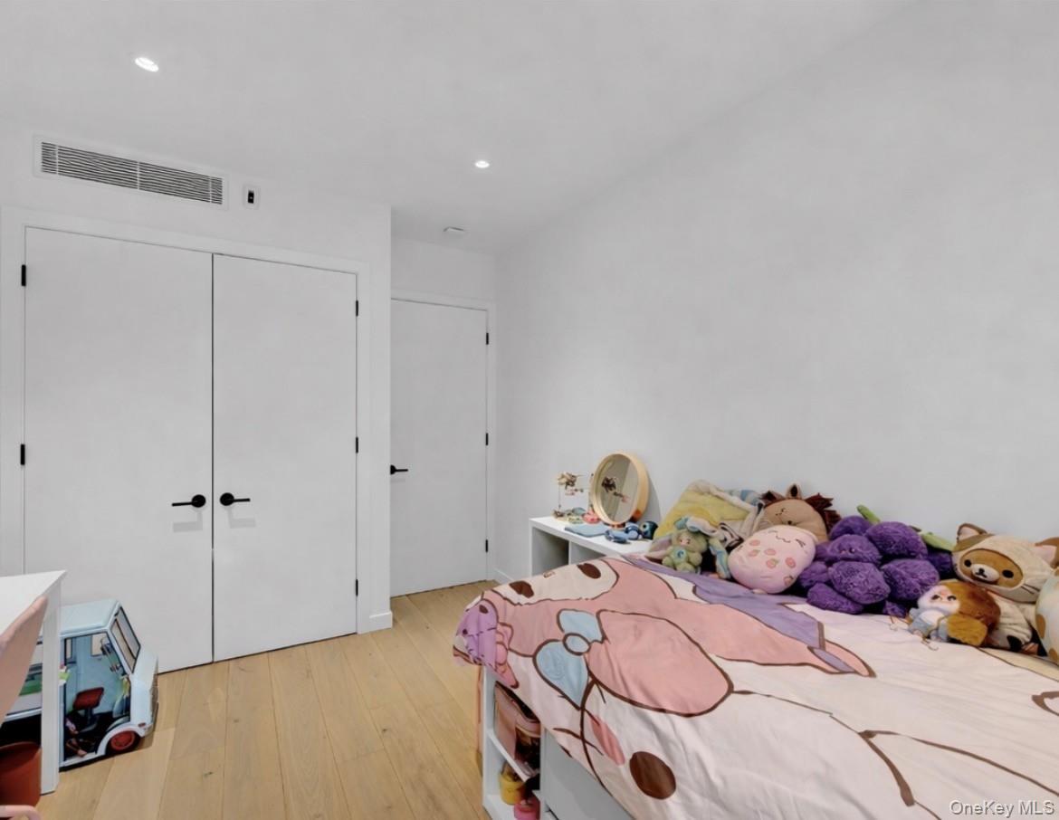 Single Family 68th Street Queens, NY 11378, MLS-987646-16