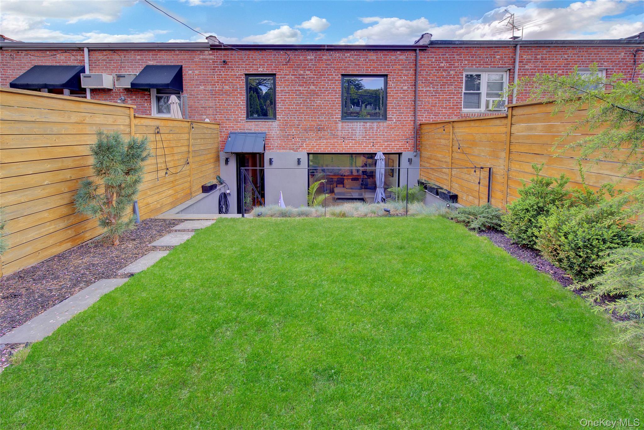 Single Family 68th Street Queens, NY 11378, MLS-987646-27