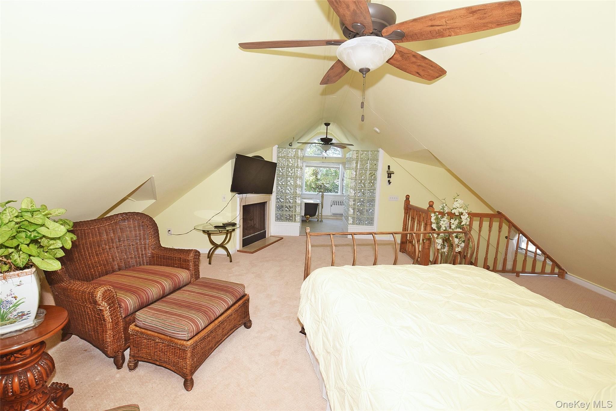 Single Family Westmoreland Street Queens, NY 11363, MLS-987650-23