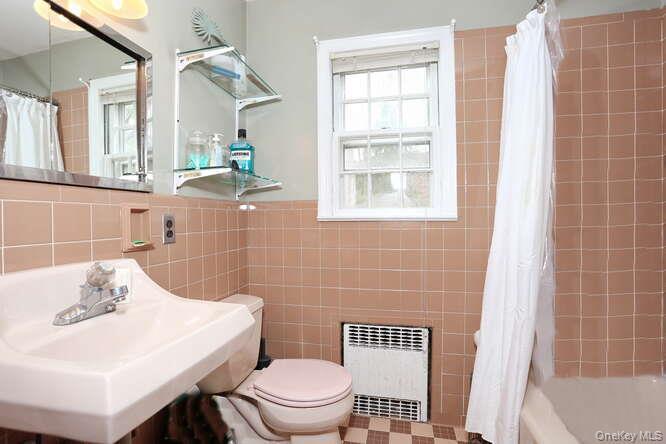 Single Family Mcnamara Road Rockland County, NY 10977, MLS-987664-23