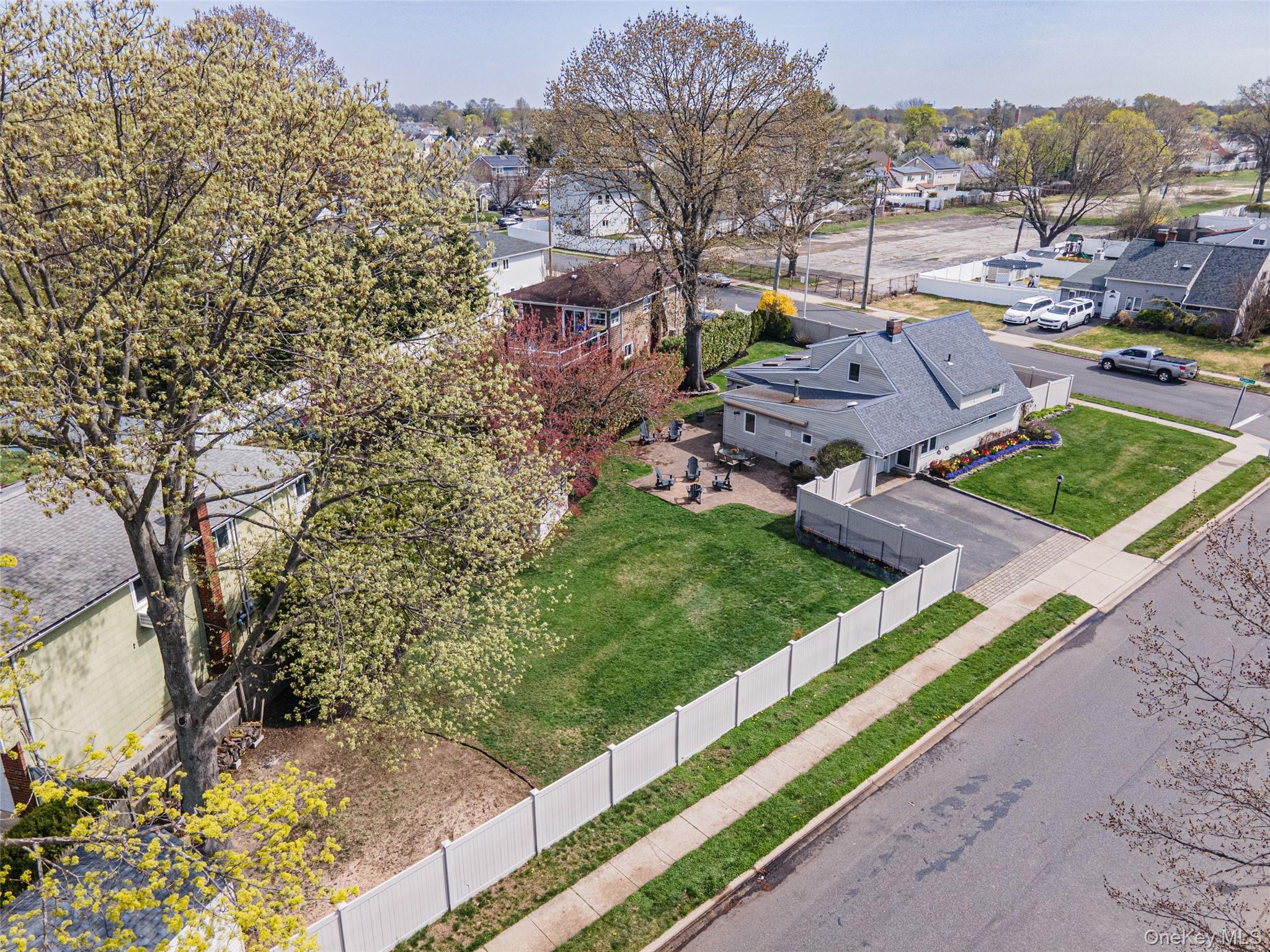 Single Family Orchid  Nassau County, NY 11756, MLS-987669-3