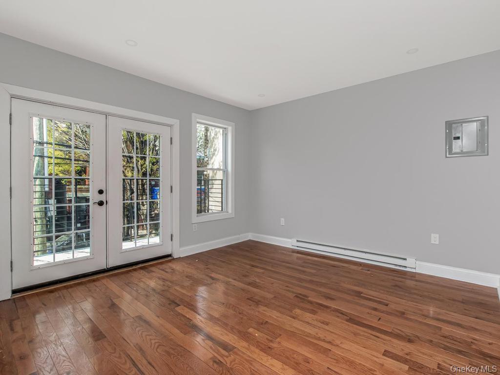 Single Family Van Nest  Bronx, NY 10460, MLS-987674-4