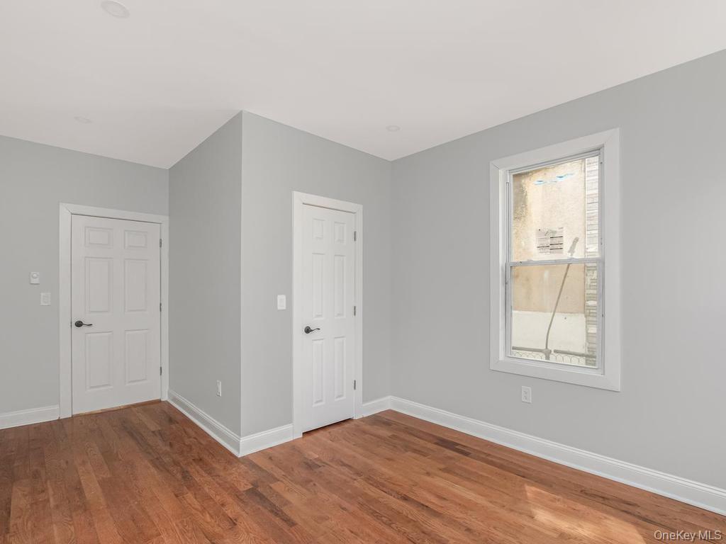 Single Family Van Nest  Bronx, NY 10460, MLS-987674-9