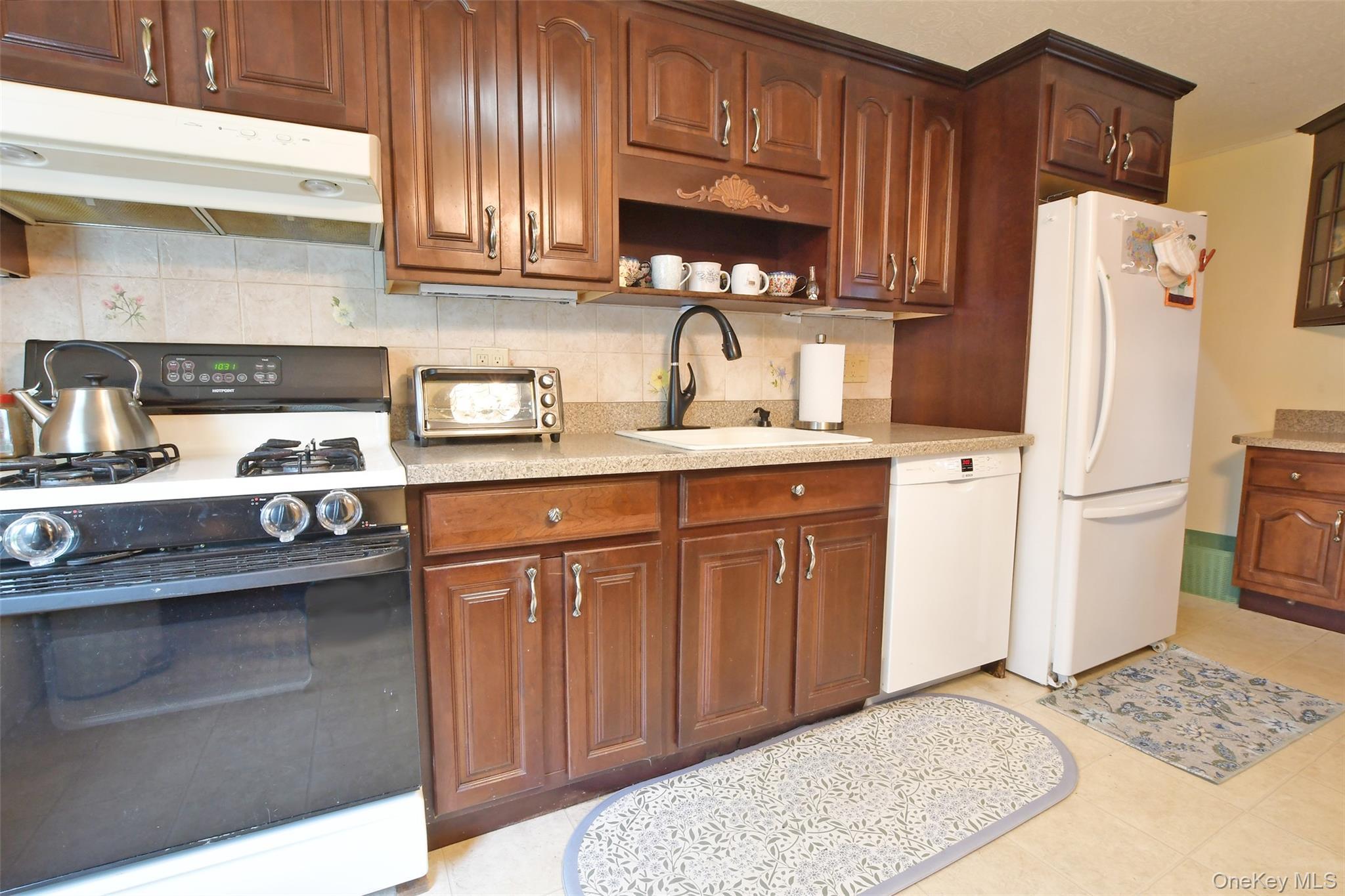 Single Family Division Avenue  Suffolk County, NY 11796, MLS-987677-17