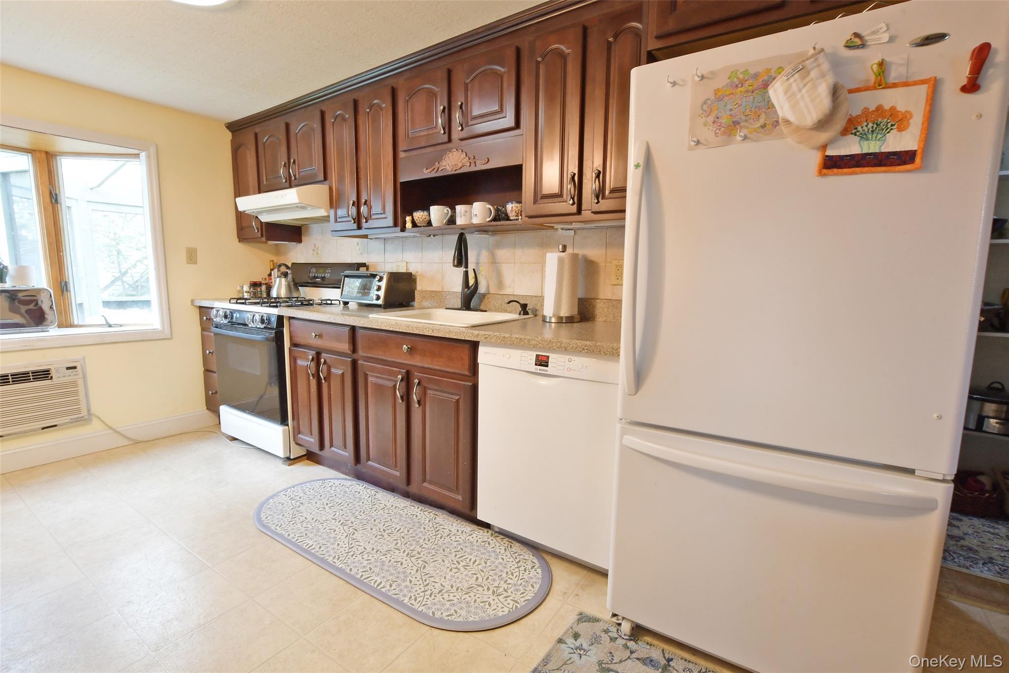 Single Family Division Avenue  Suffolk County, NY 11796, MLS-987677-18