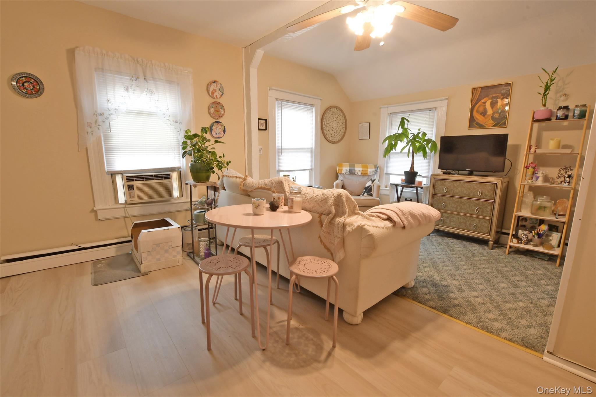 Single Family Division Avenue  Suffolk County, NY 11796, MLS-987677-32
