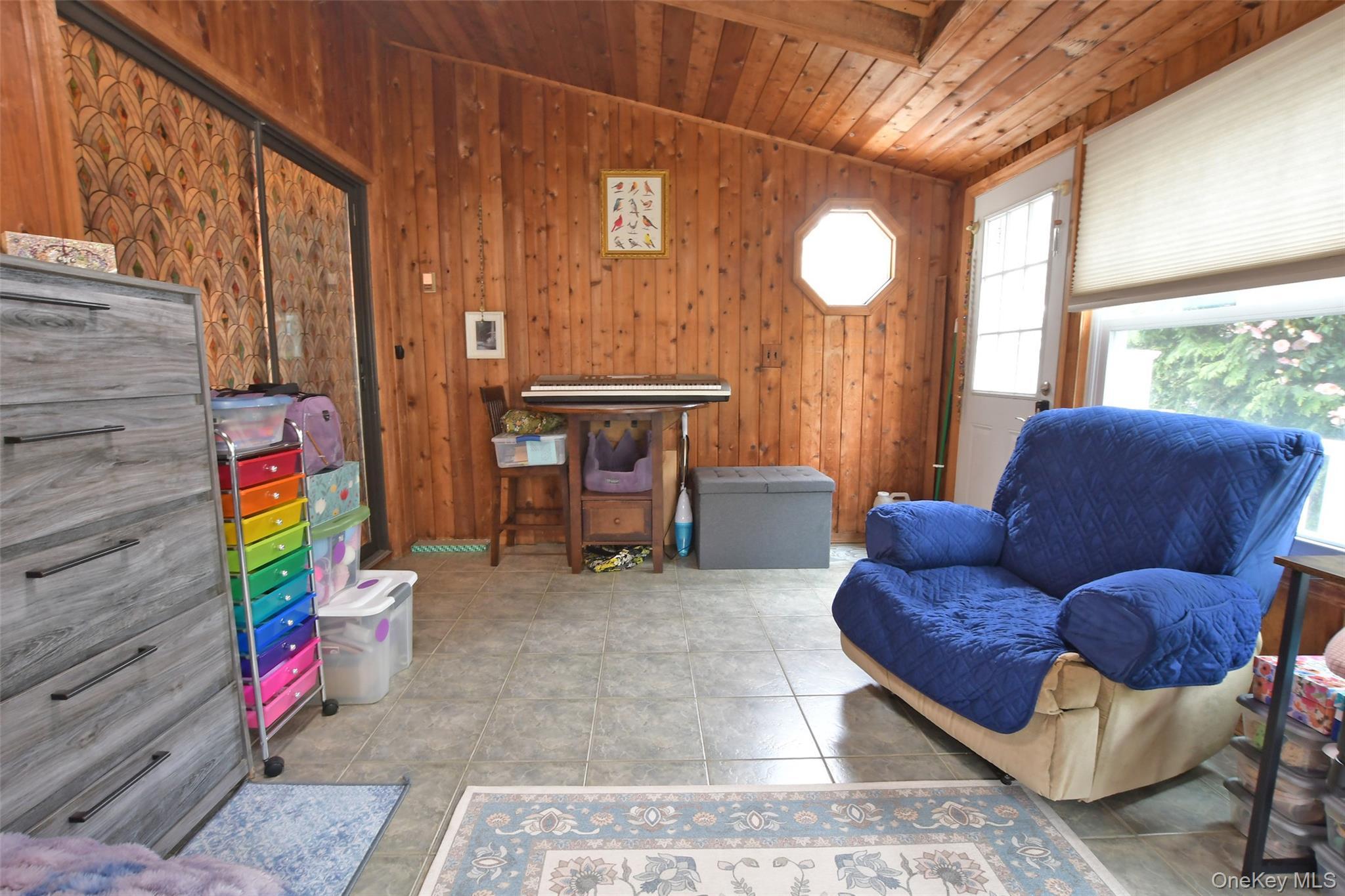 Single Family Division Avenue  Suffolk County, NY 11796, MLS-987677-36