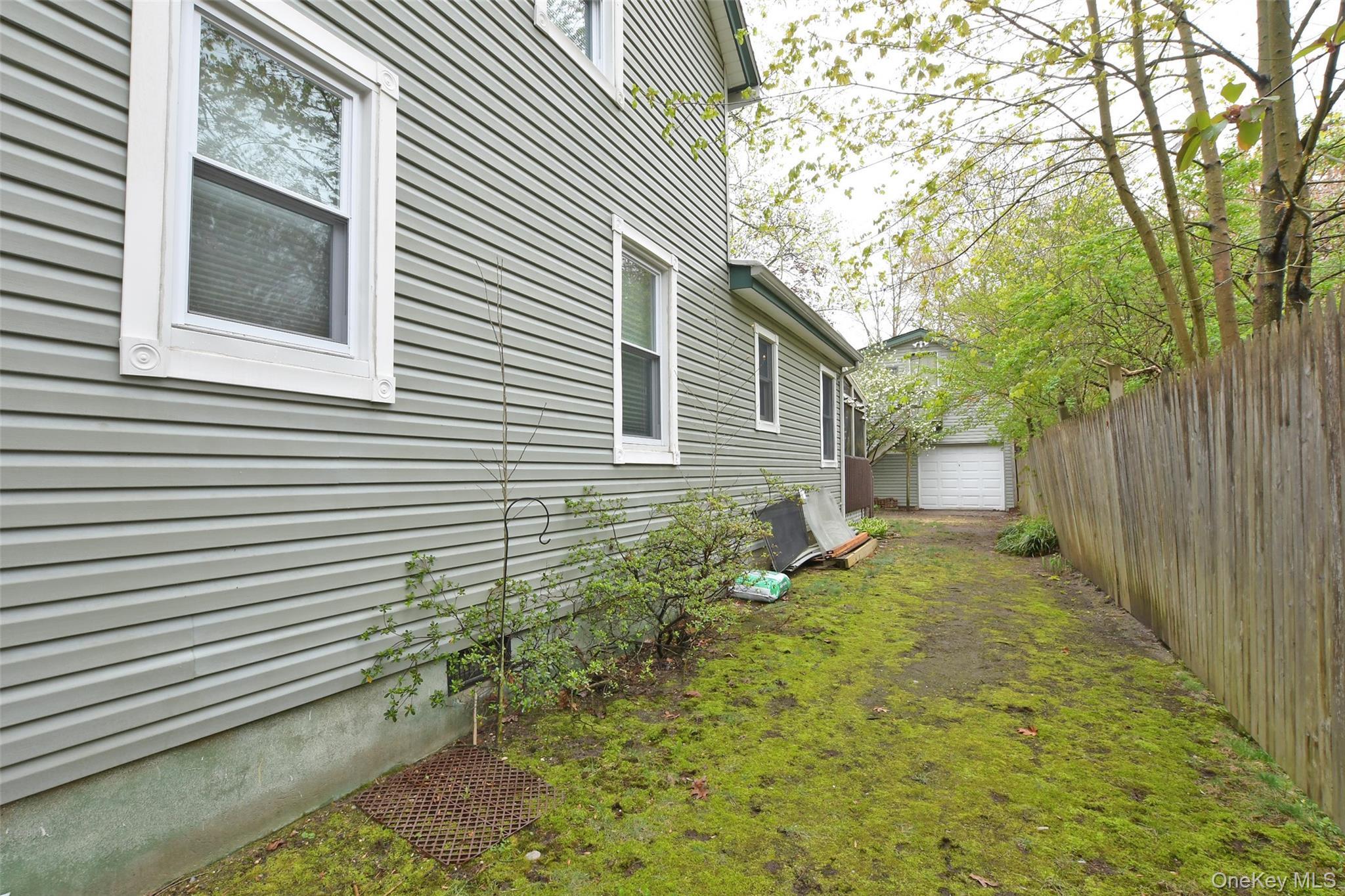 Single Family Division Avenue  Suffolk County, NY 11796, MLS-987677-38