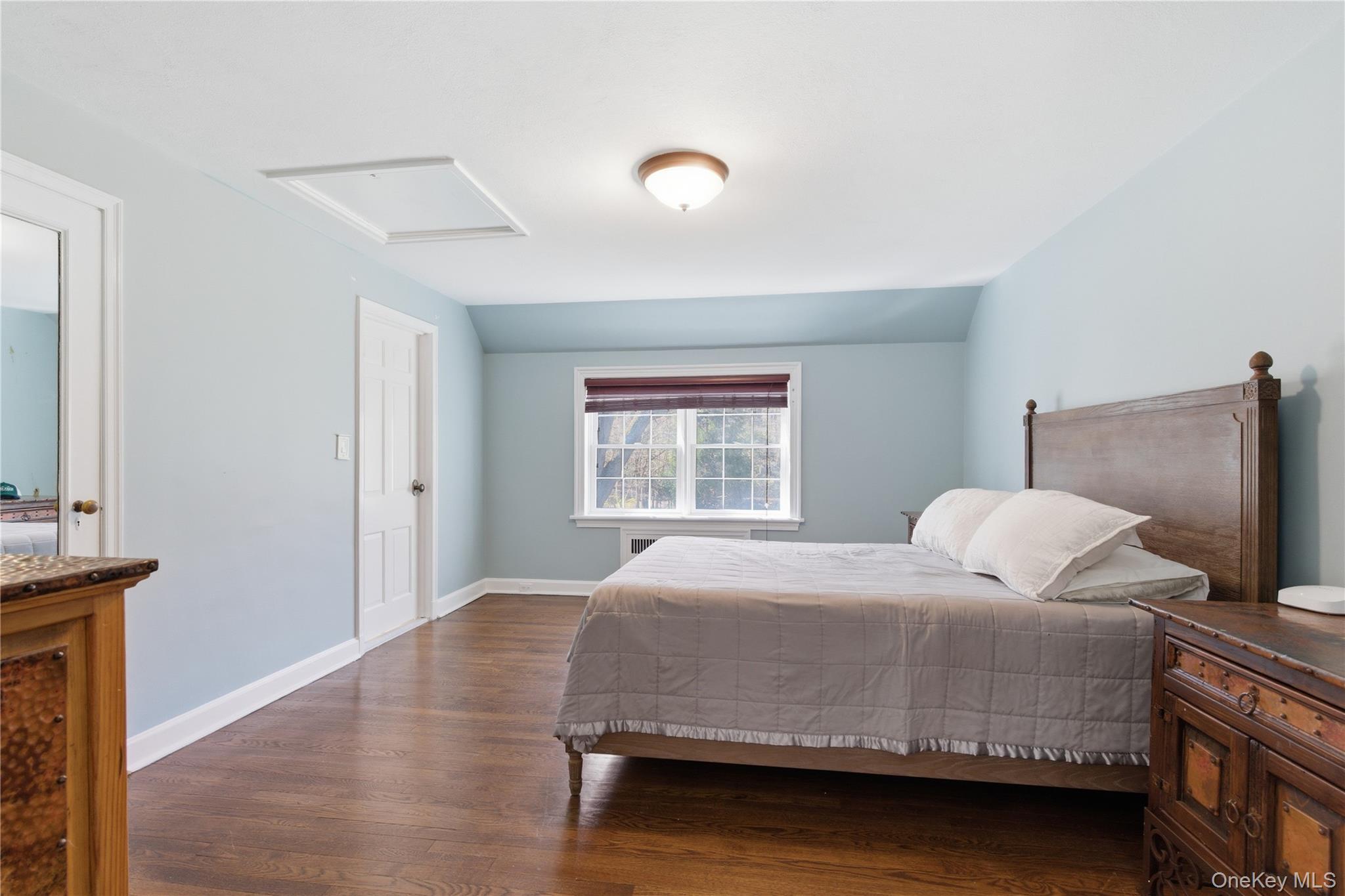 Single Family W Neck Road  Suffolk County, NY 11743, MLS-987719-25