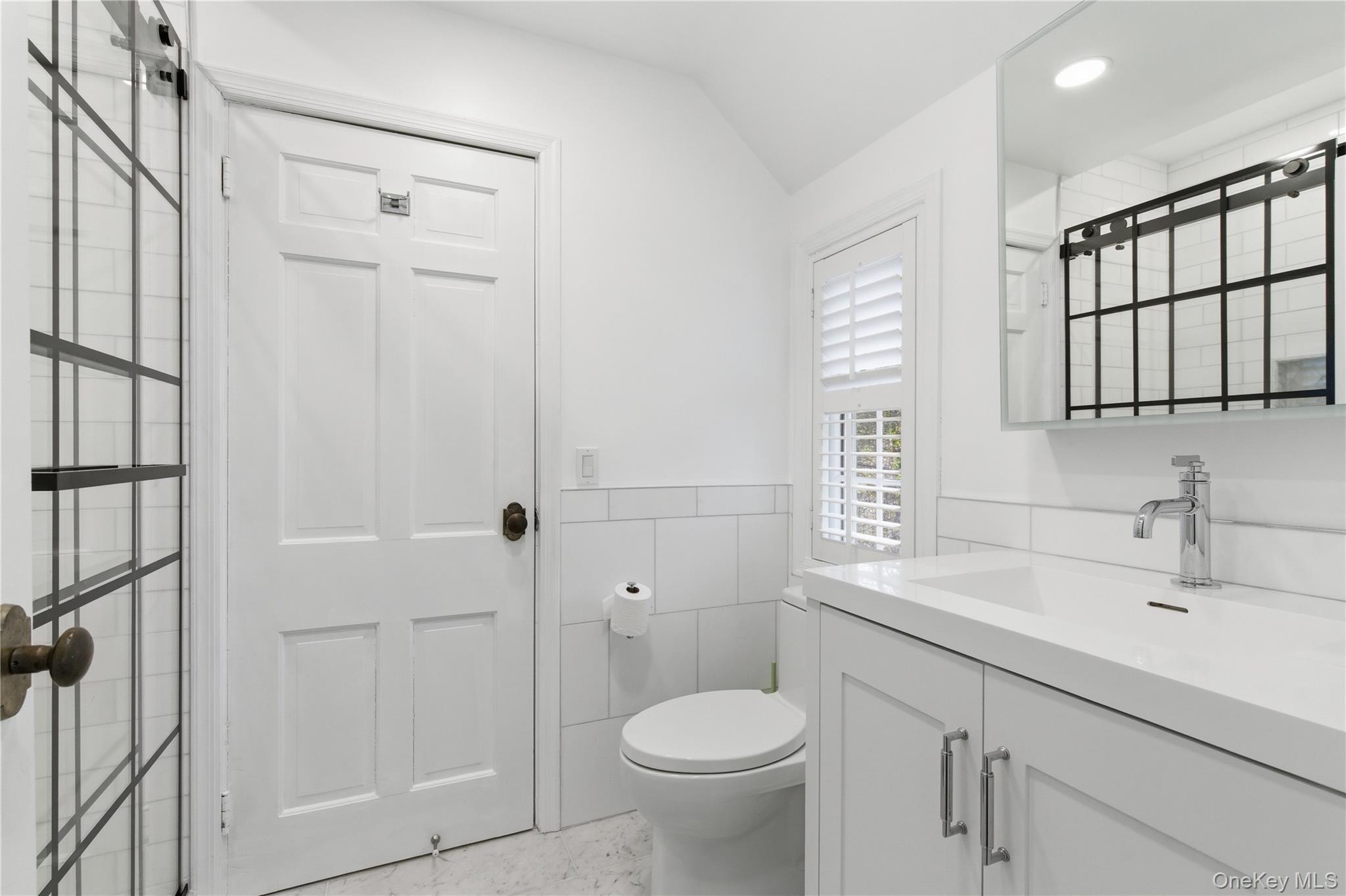 Single Family W Neck Road  Suffolk County, NY 11743, MLS-987719-26