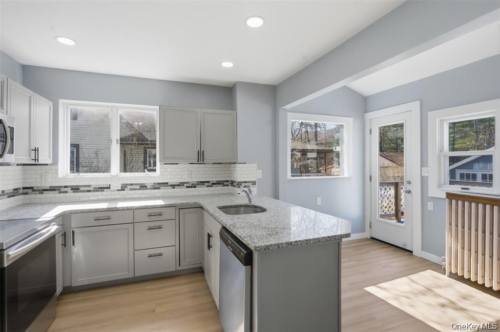 Single Family Innis  Dutchess County, NY 12601, MLS-987760-8