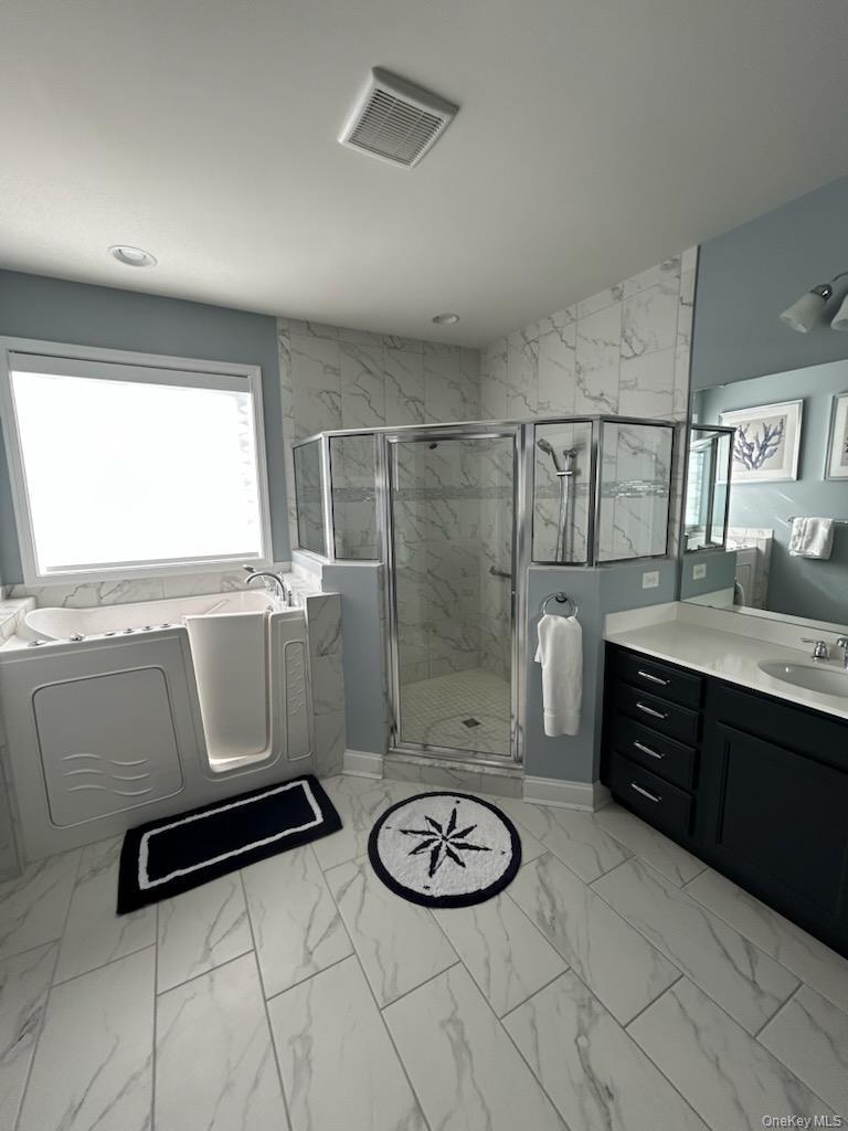 Single Family Bunting  Out Of Area, NY 19951, MLS-987779-15