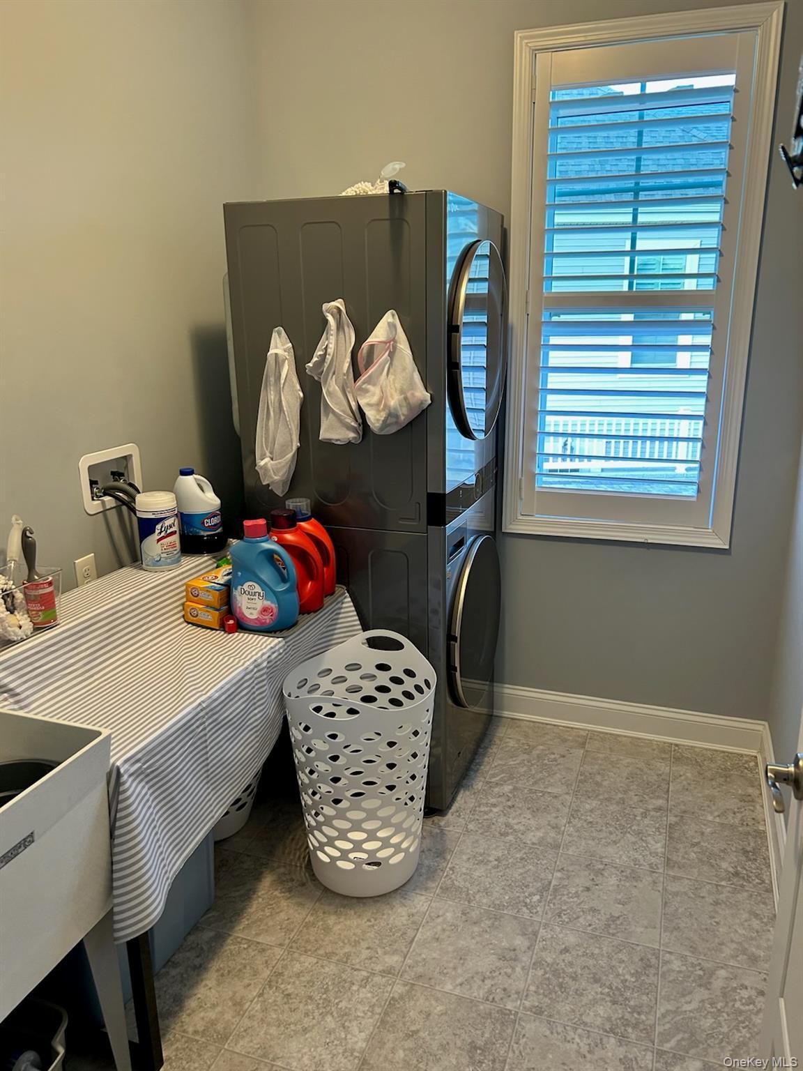 Single Family Bunting  Out Of Area, NY 19951, MLS-987779-19