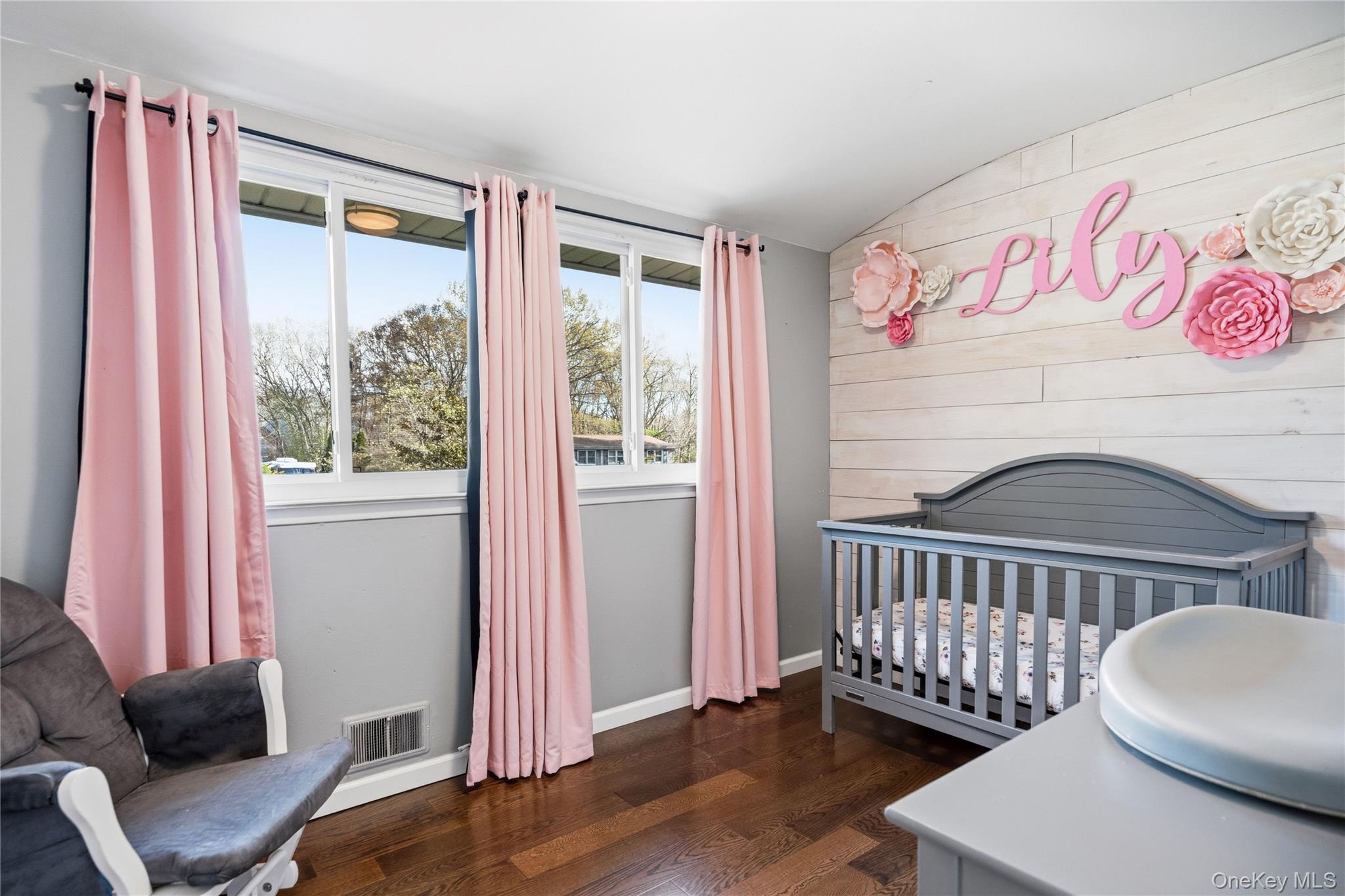 Single Family Branch  Suffolk County, NY 11733, MLS-987786-15