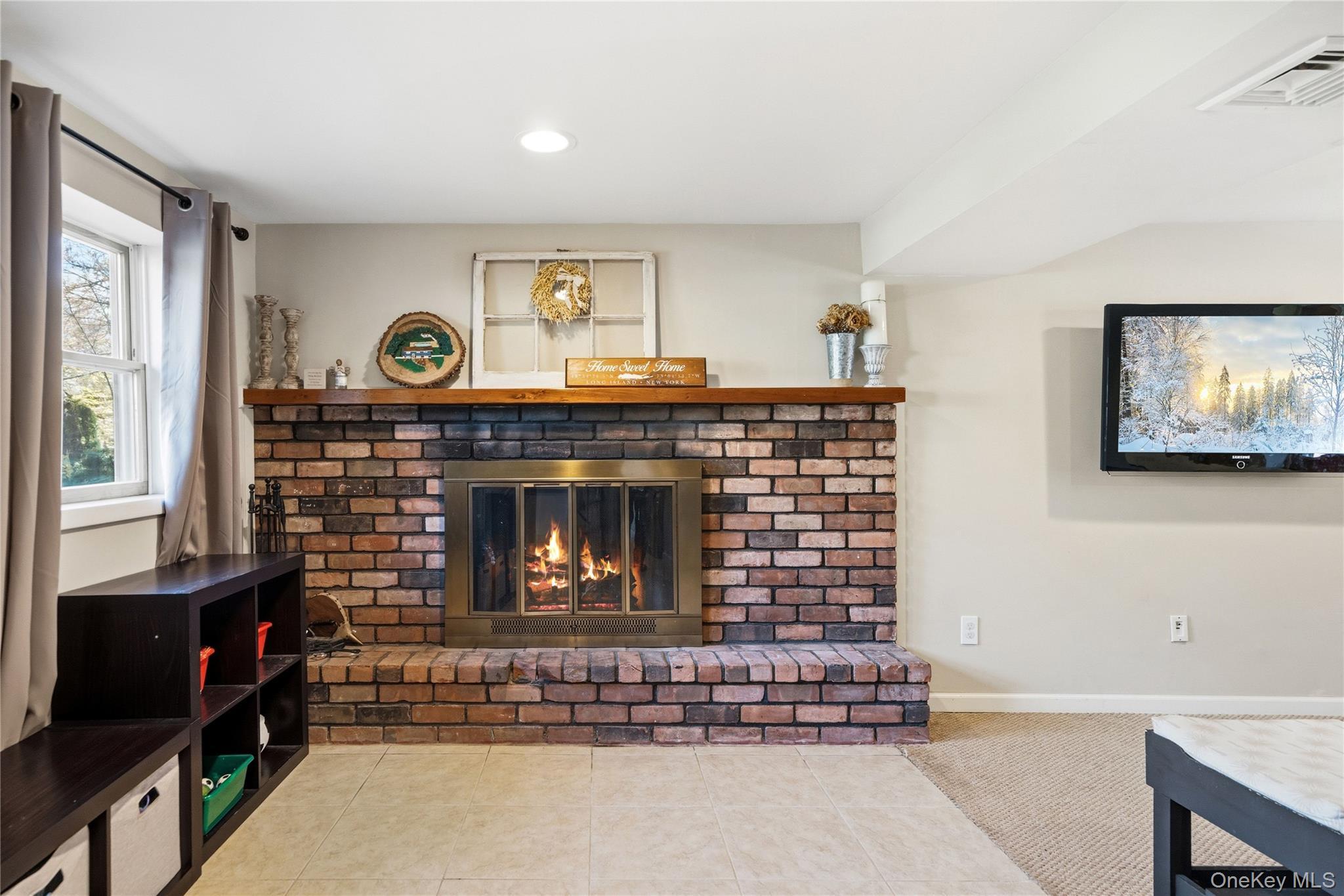 Single Family Branch  Suffolk County, NY 11733, MLS-987786-21