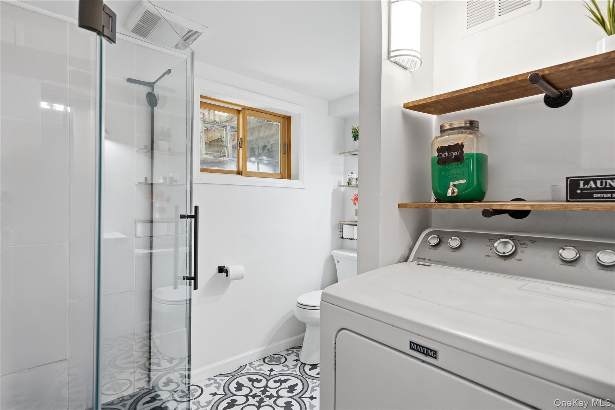 Single Family Branch  Suffolk County, NY 11733, MLS-987786-24