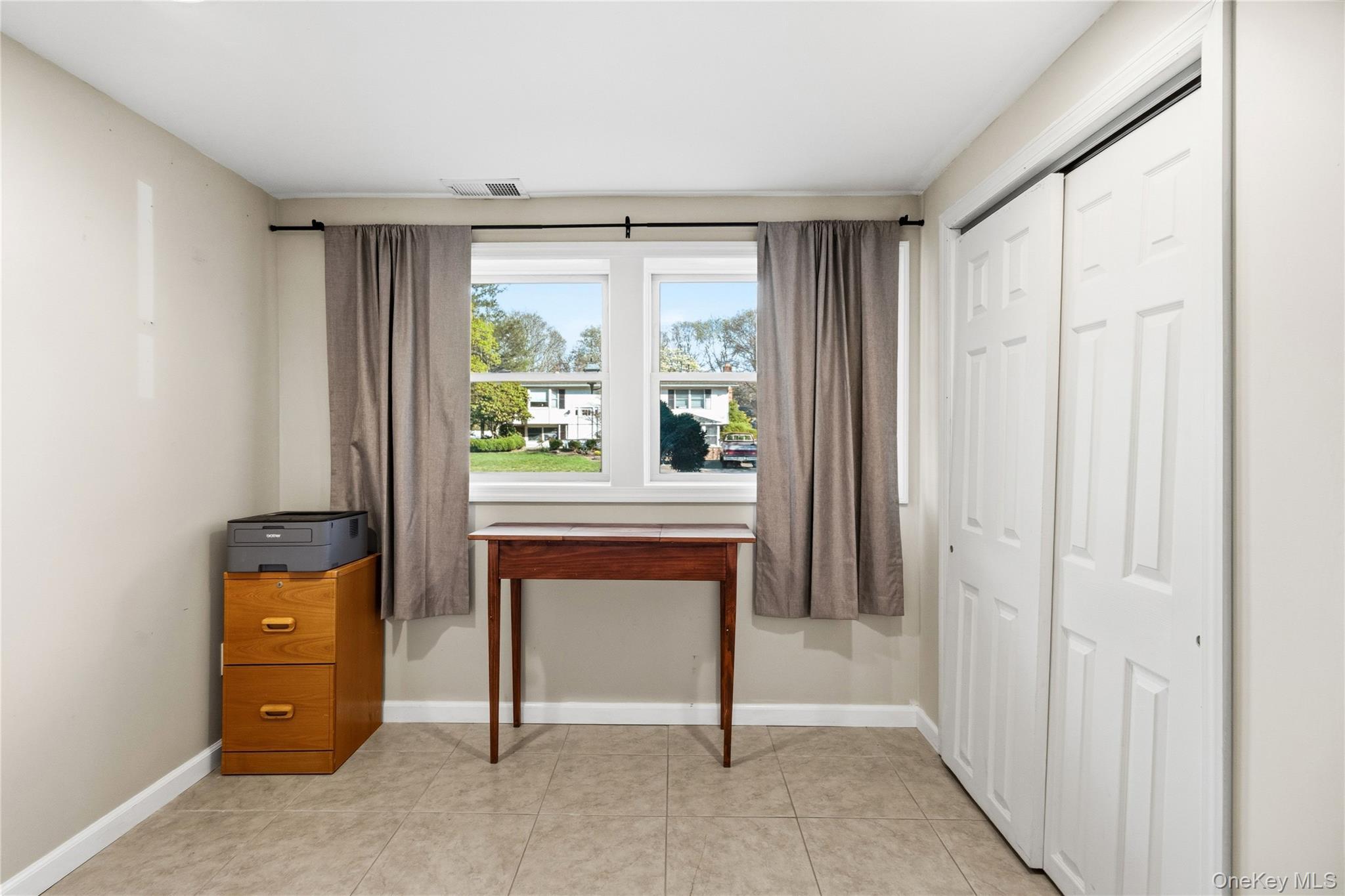 Single Family Branch  Suffolk County, NY 11733, MLS-987786-26