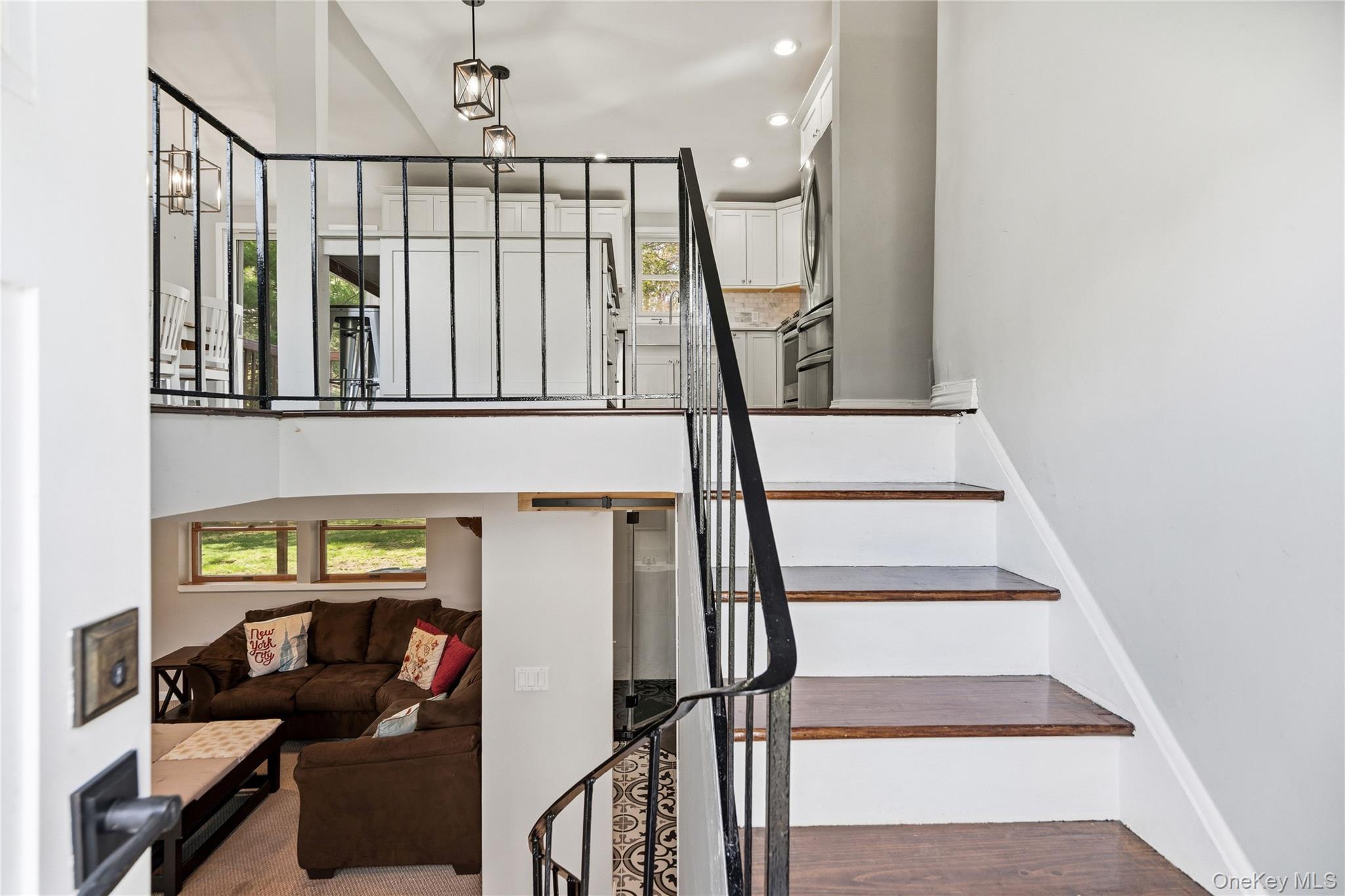 Single Family Branch  Suffolk County, NY 11733, MLS-987786-3