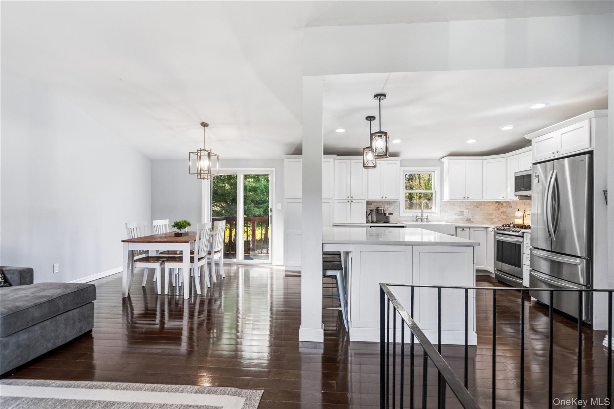 Single Family Branch  Suffolk County, NY 11733, MLS-987786-6