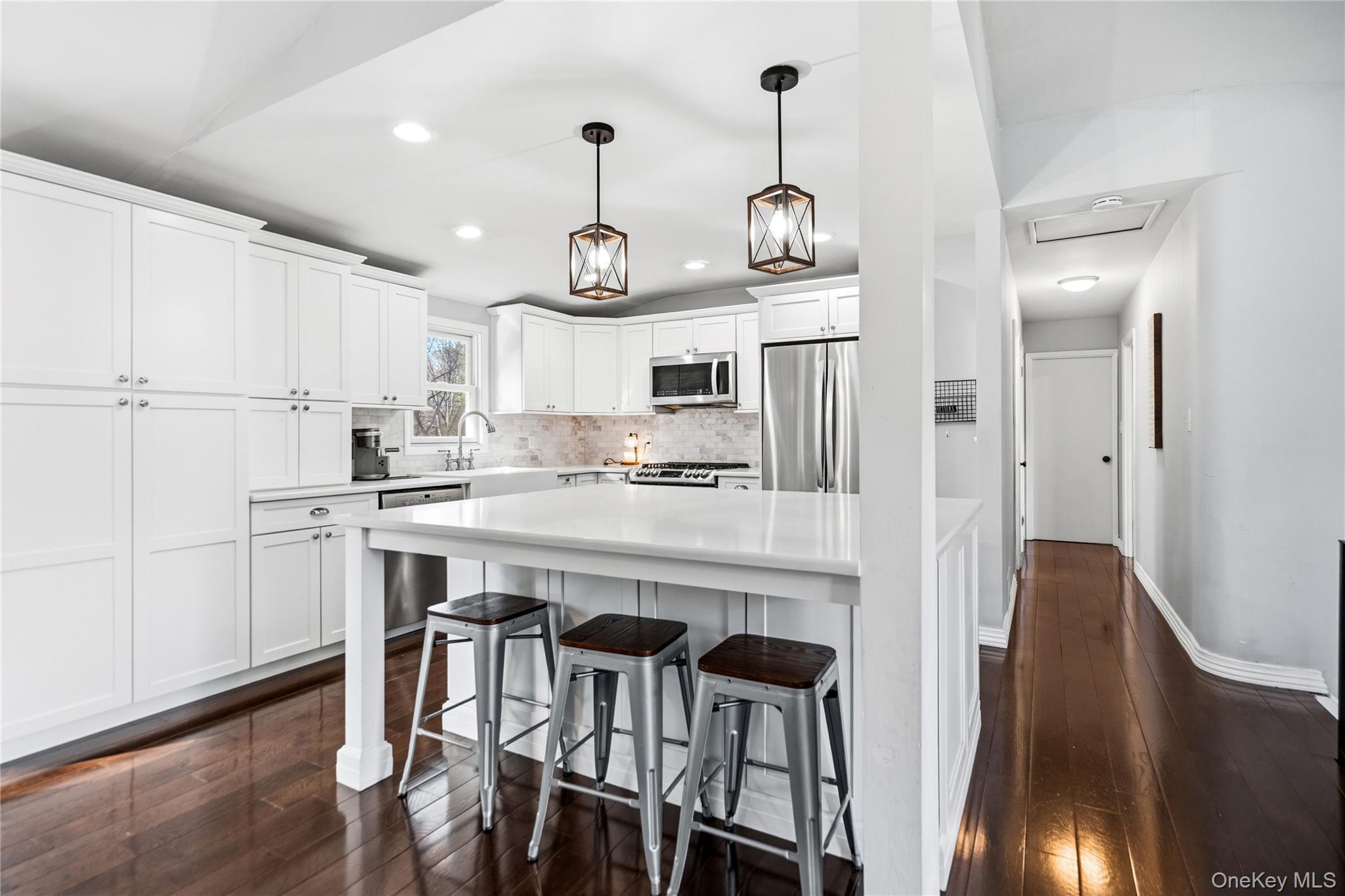 Single Family Branch  Suffolk County, NY 11733, MLS-987786-7