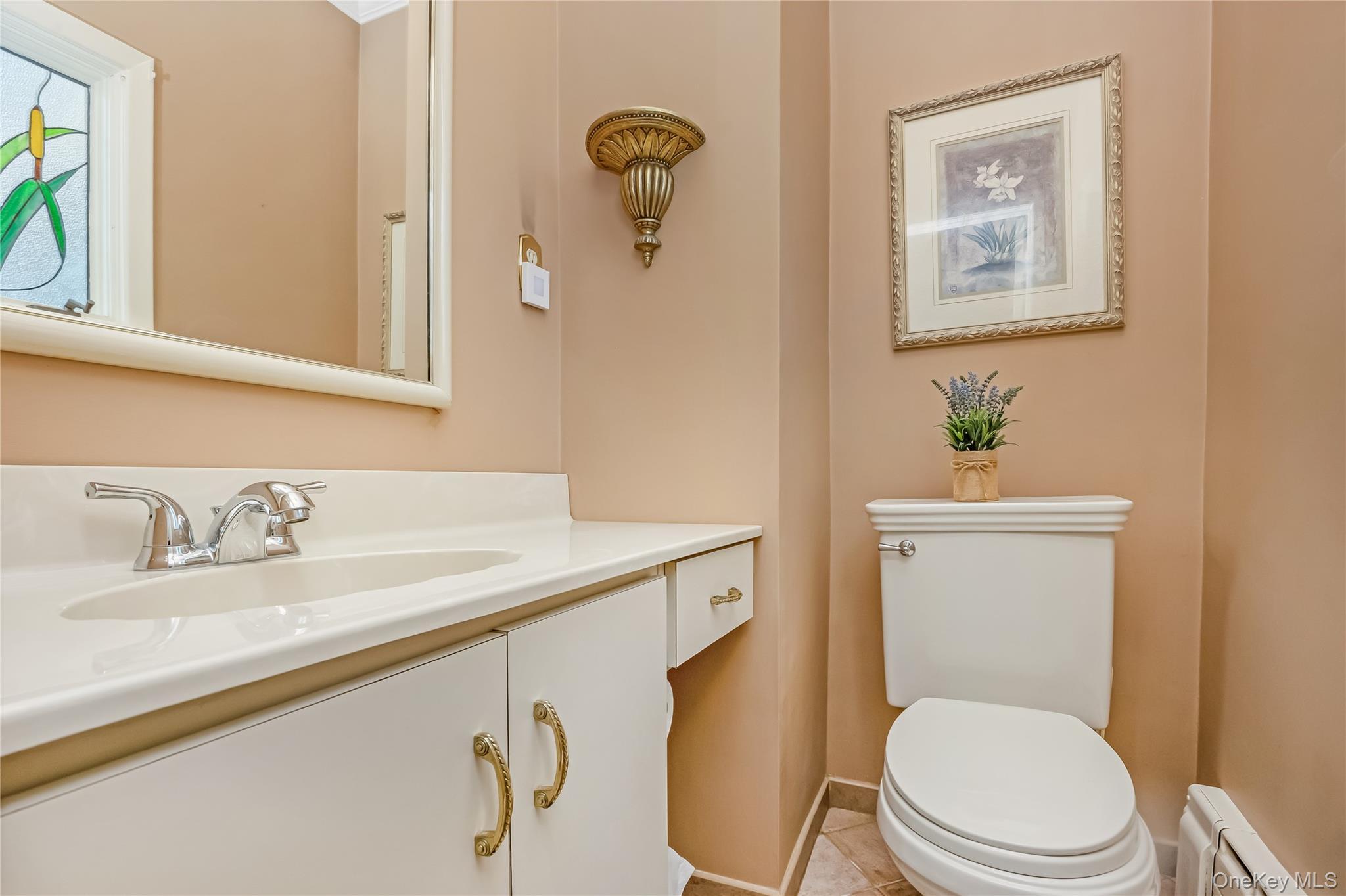 Single Family Bergen  Nassau County, NY 11710, MLS-987792-20