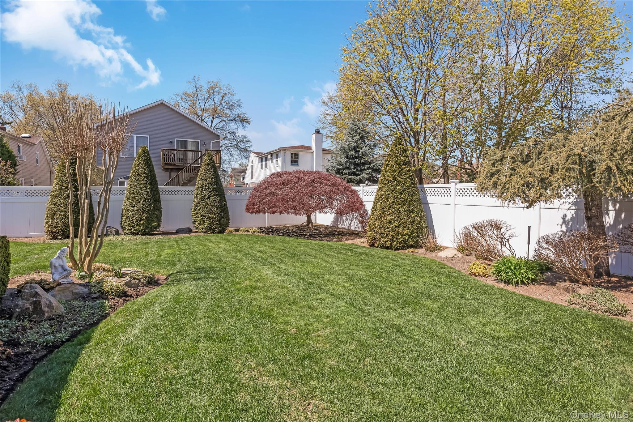 Single Family Bergen  Nassau County, NY 11710, MLS-987792-4