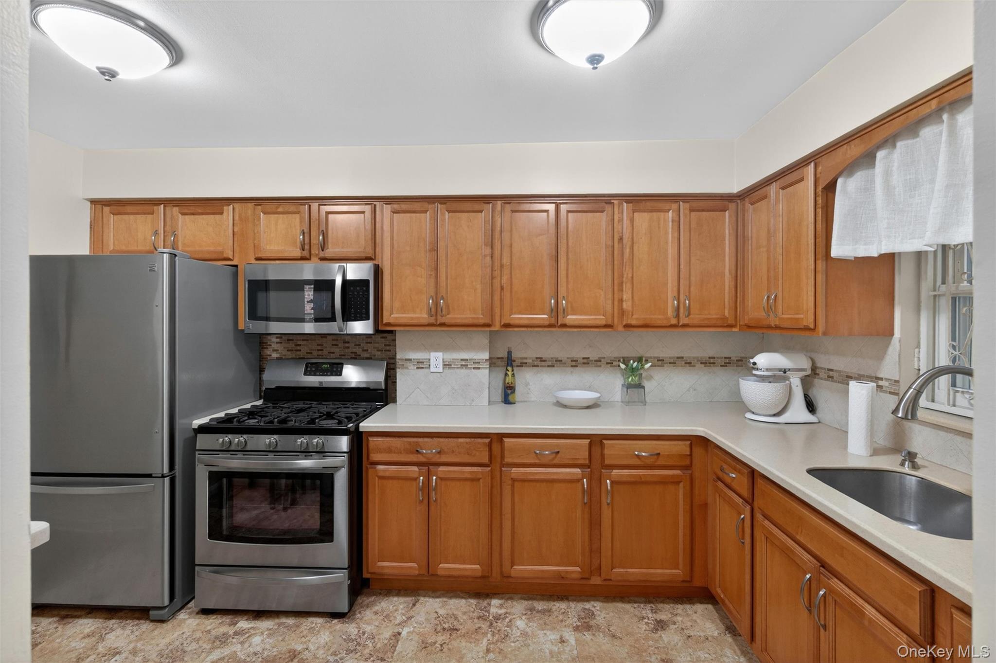 Single Family Bruckner  Bronx, NY 10461, MLS-987819-14