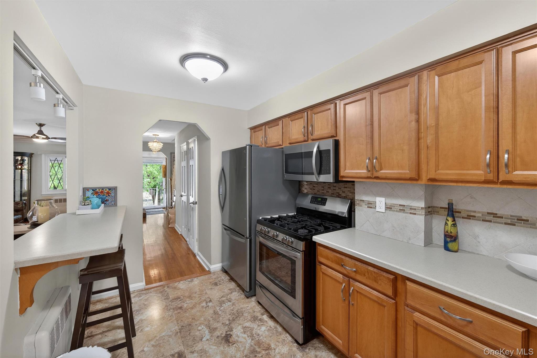 Single Family Bruckner  Bronx, NY 10461, MLS-987819-17