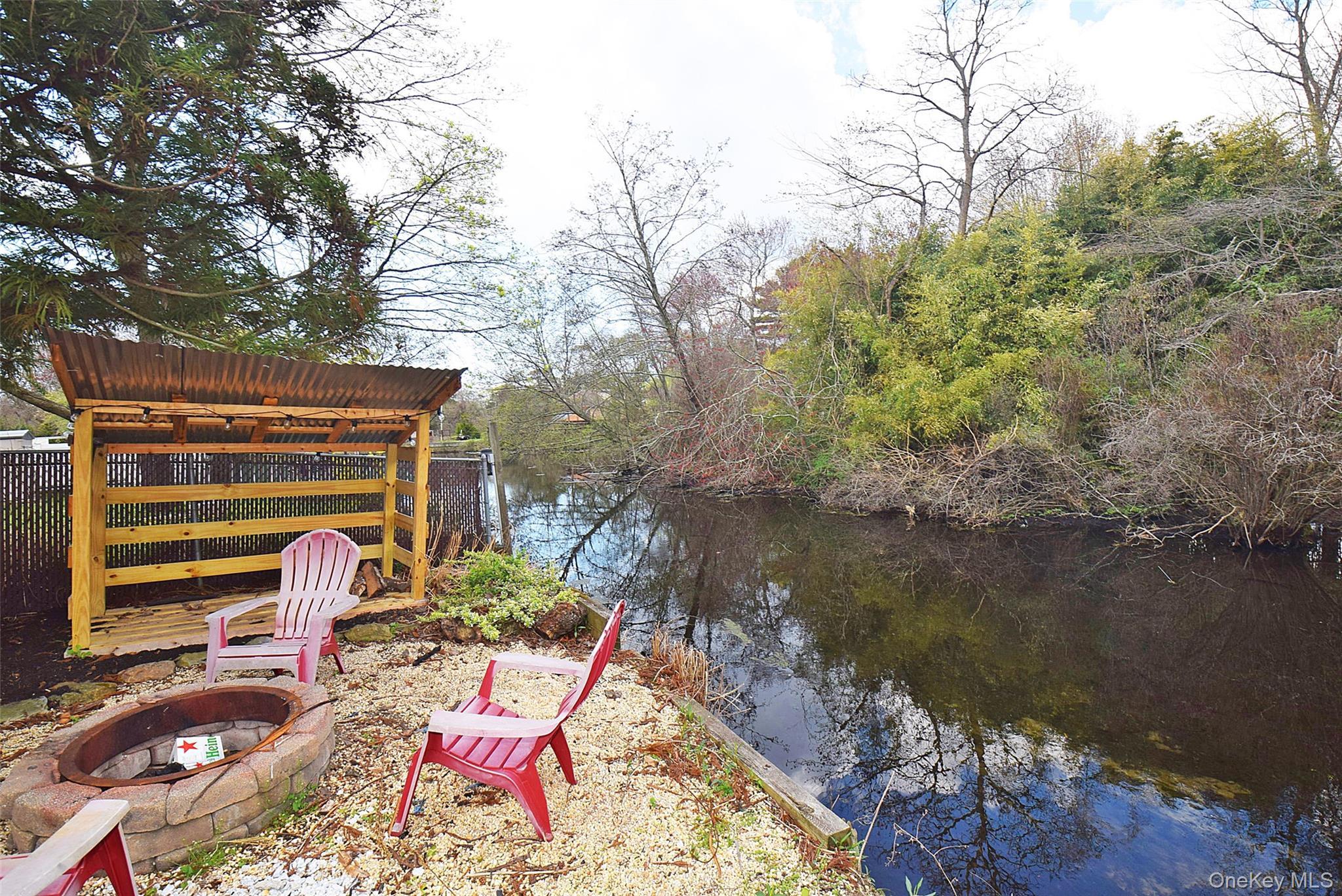 Single Family Lagoon  Suffolk County, NY 11730, MLS-987840-27