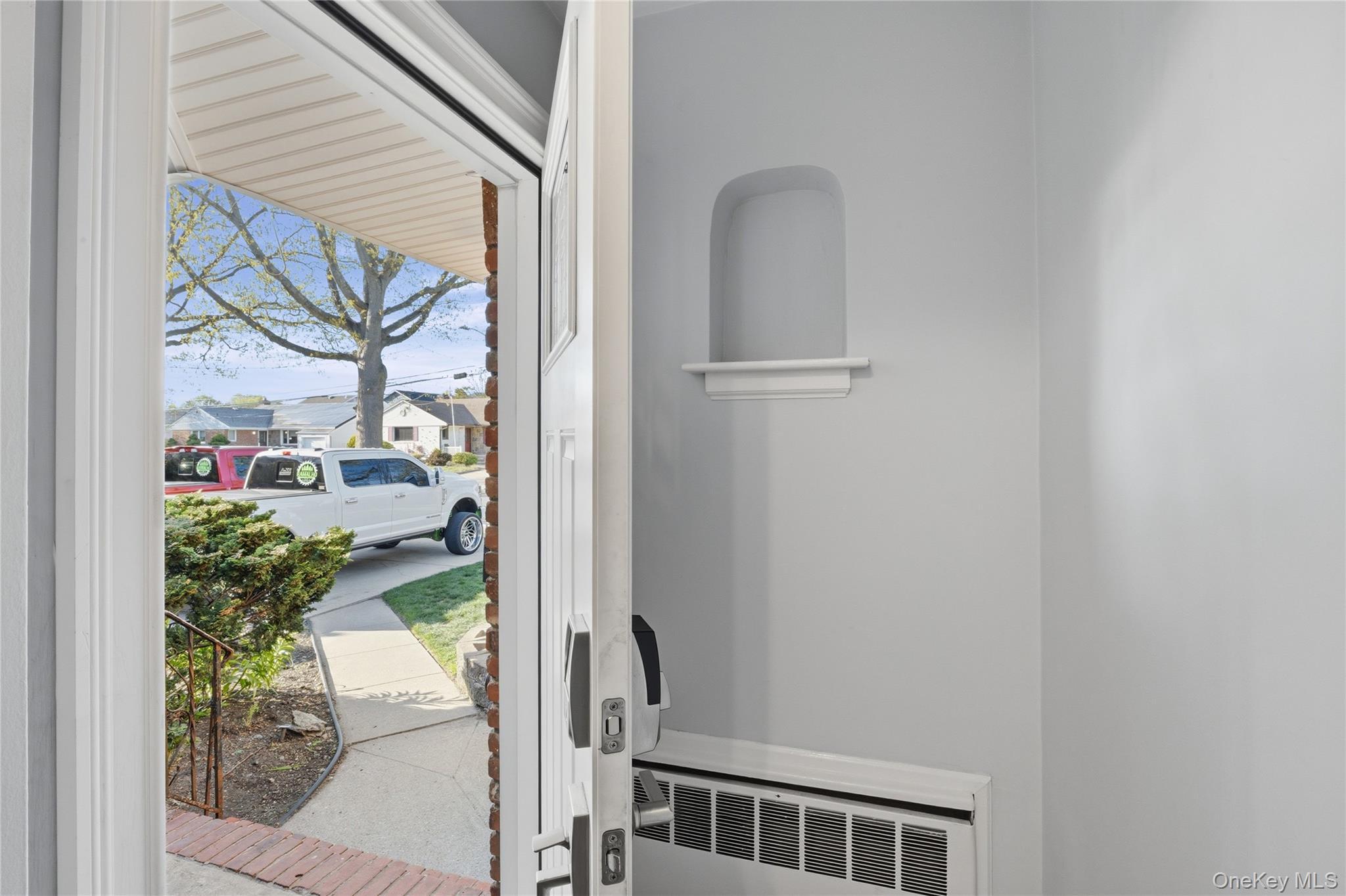 Single Family Eileen  Nassau County, NY 11572, MLS-987841-2