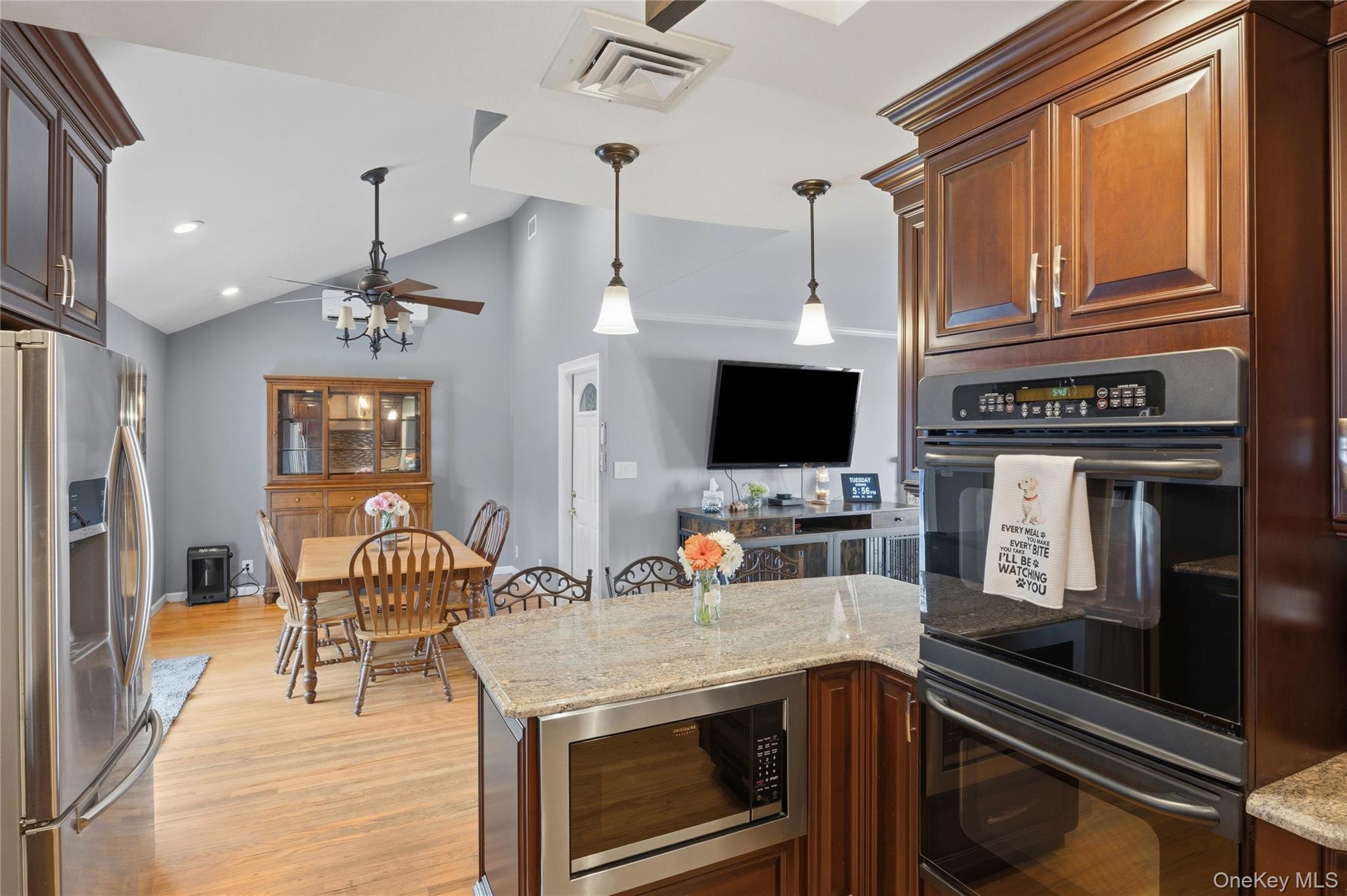 Single Family Eileen  Nassau County, NY 11572, MLS-987841-3