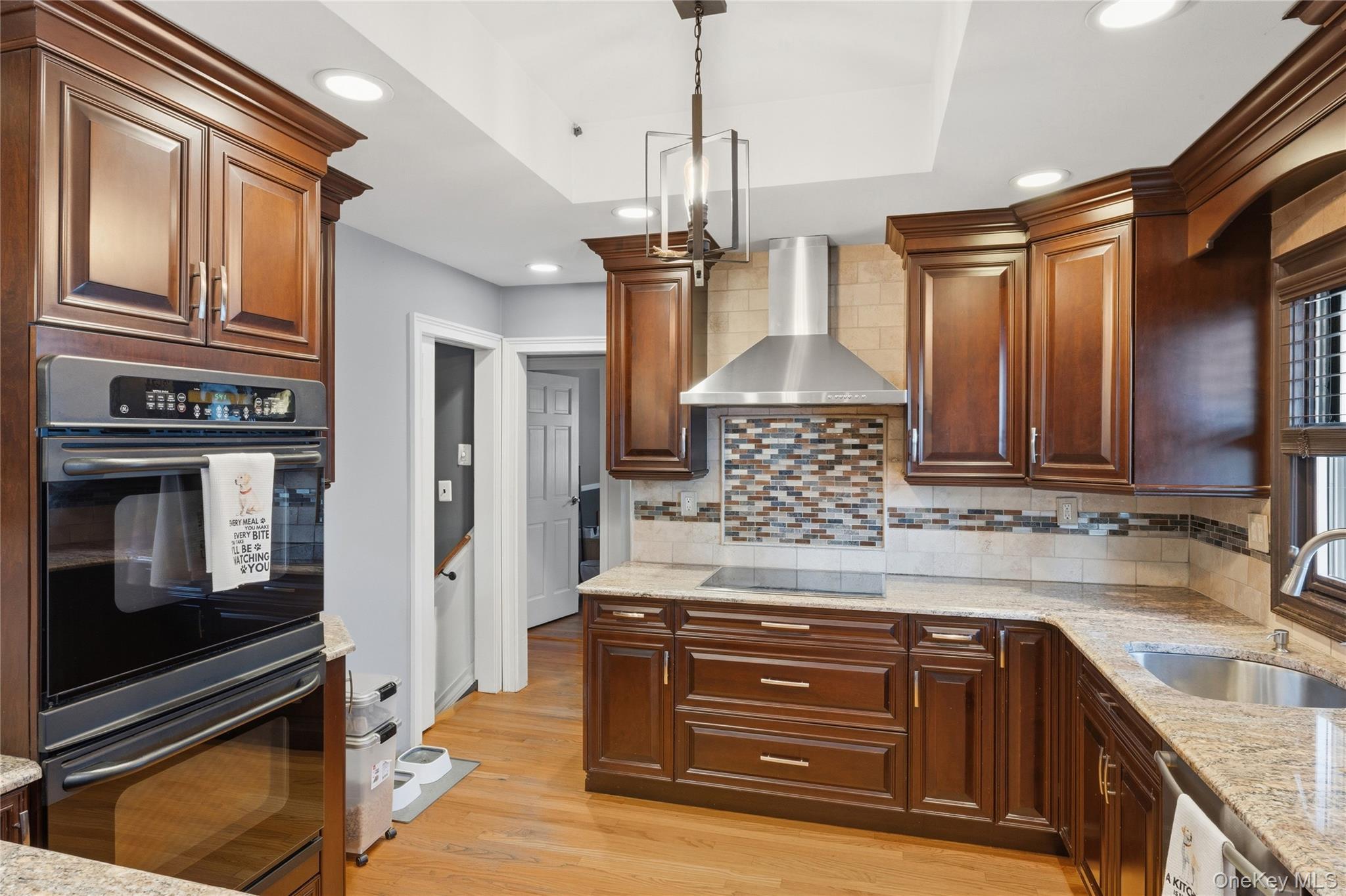 Single Family Eileen  Nassau County, NY 11572, MLS-987841-6