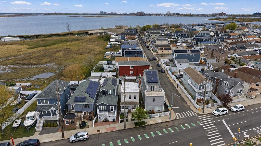 Single Family Cross Bay  Queens, NY 11693, MLS-987868-28