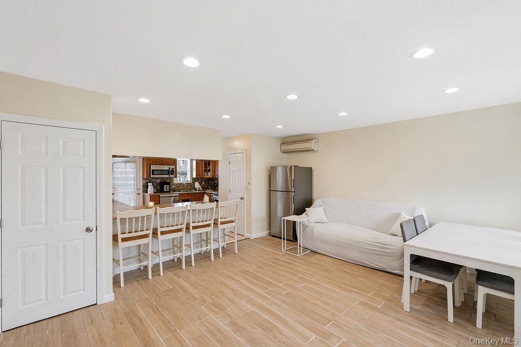 Single Family Cross Bay  Queens, NY 11693, MLS-987868-6