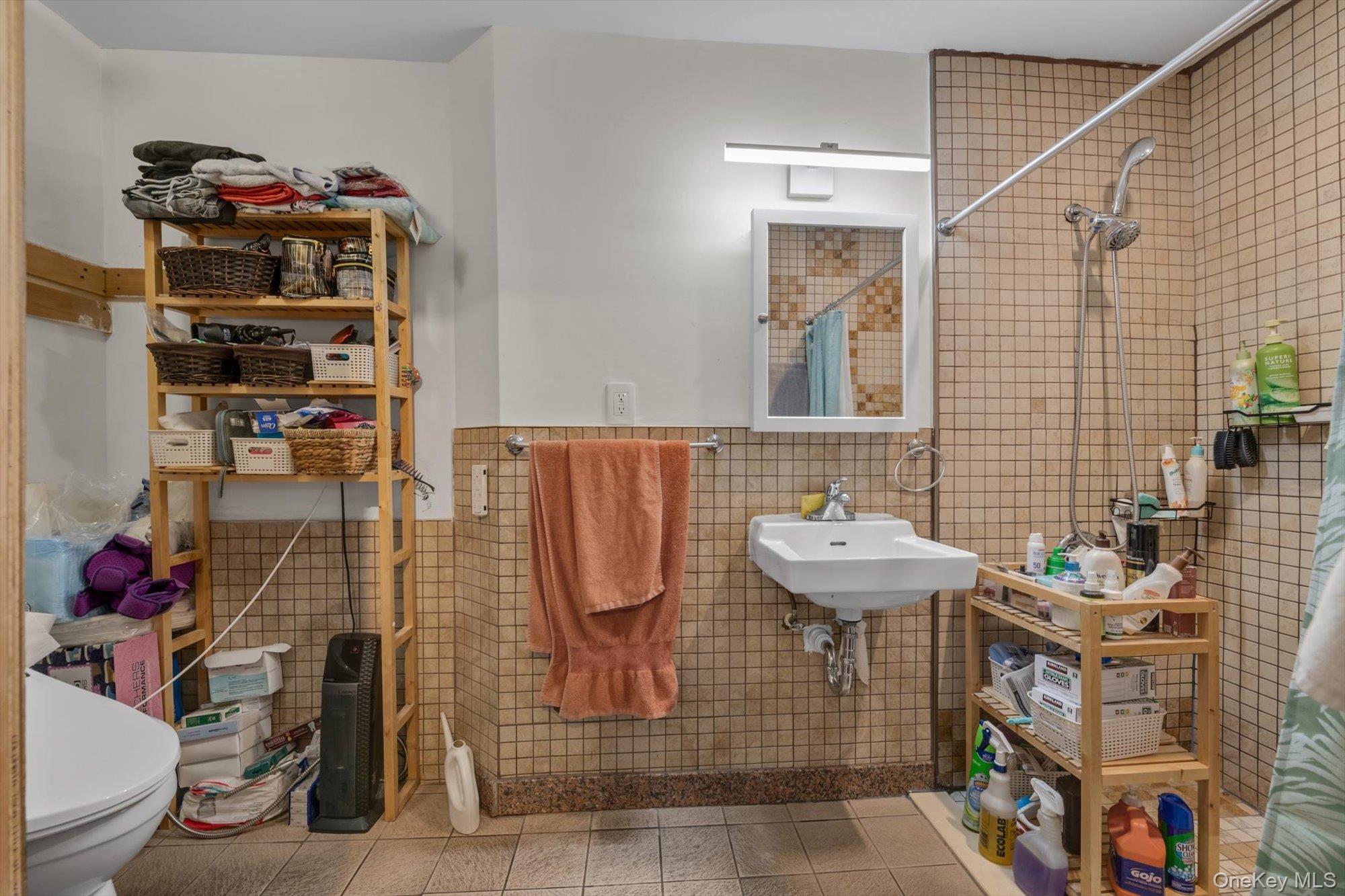 Single Family 49th Street  Queens, NY 11105, MLS-987912-7