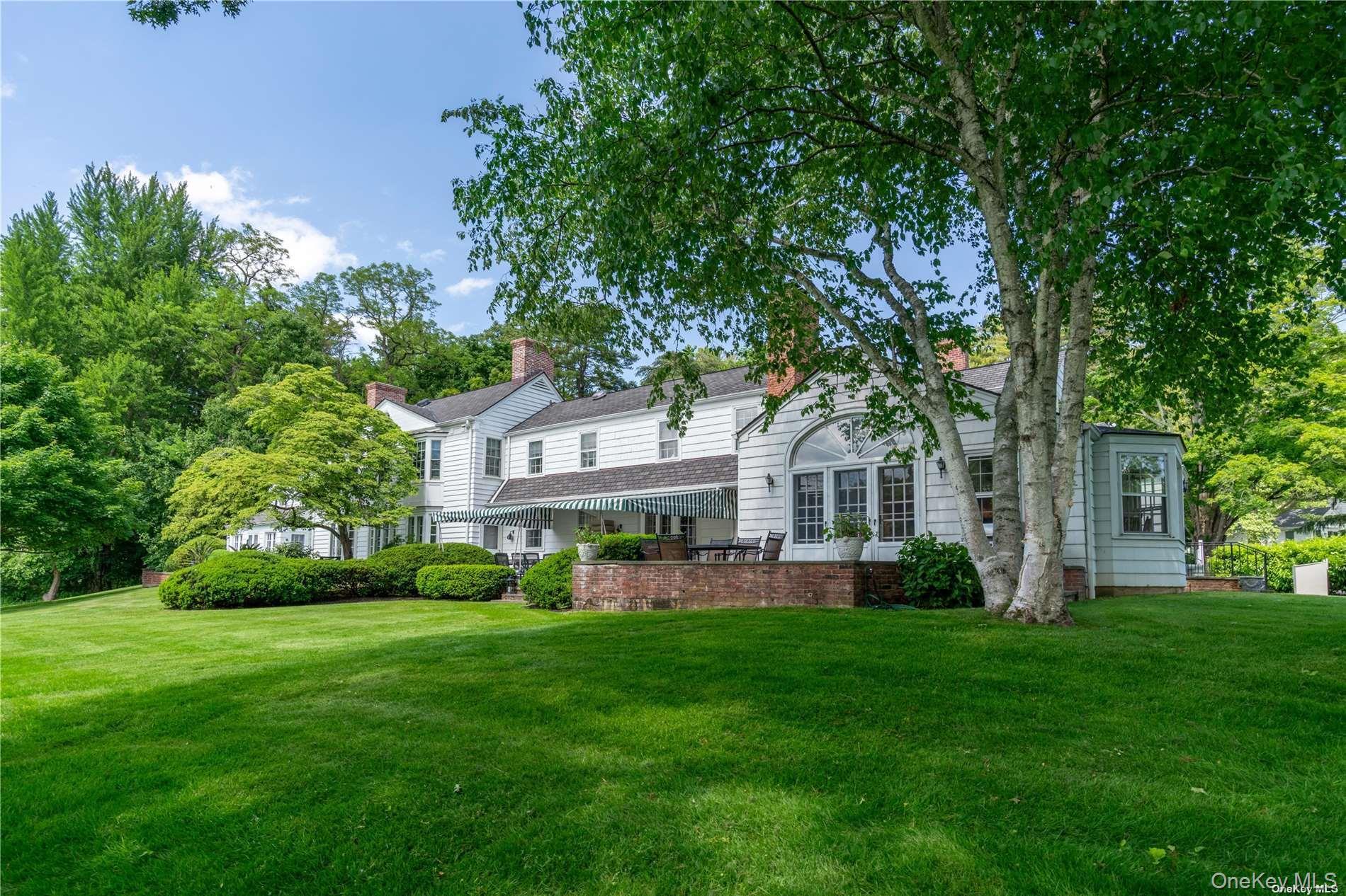 Single Family Cleft Road  Nassau County, NY 11765, MLS-987913-23
