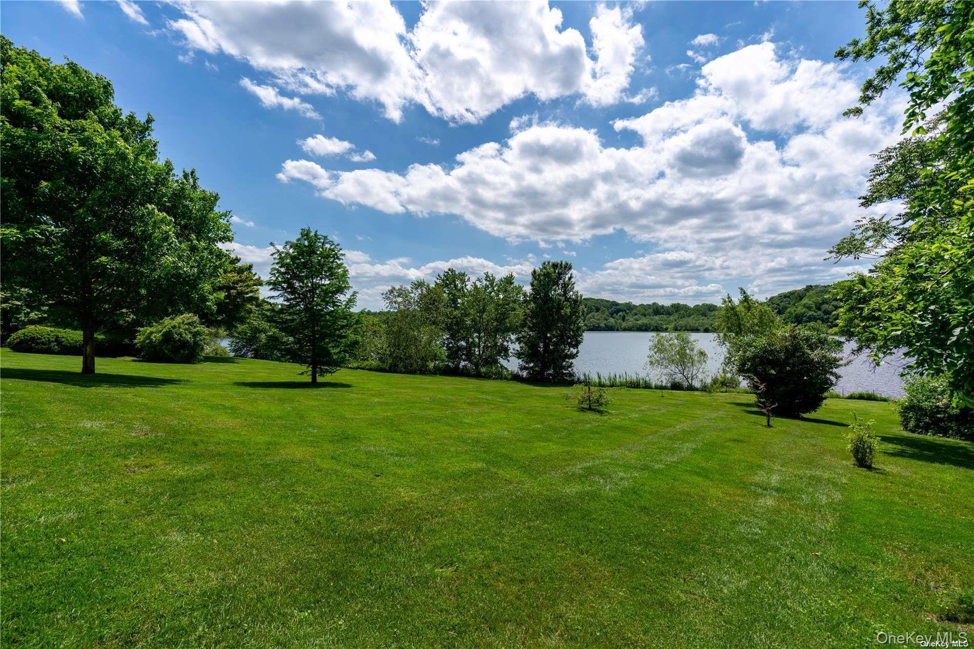 Single Family Cleft Road  Nassau County, NY 11765, MLS-987913-26