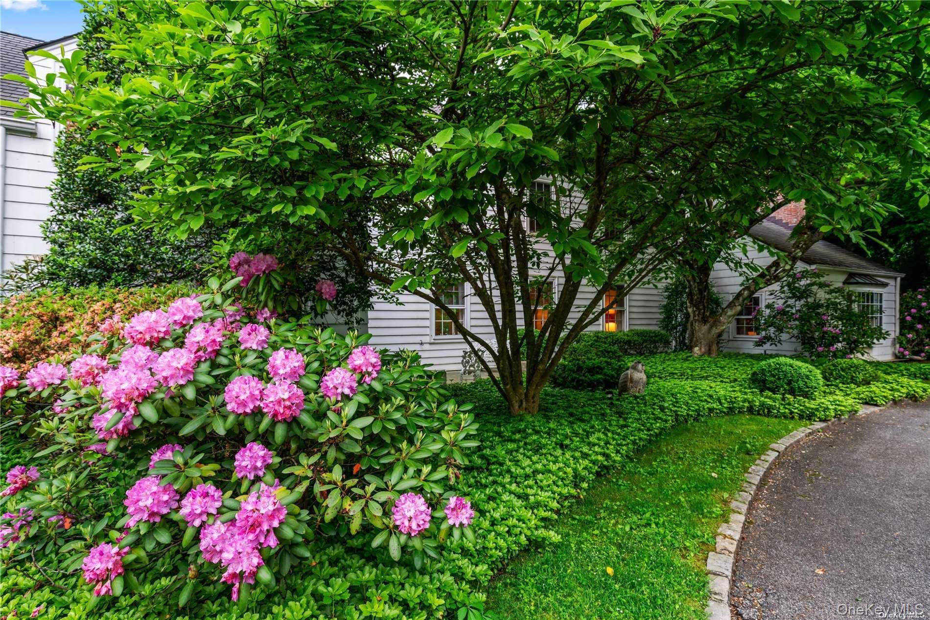 Single Family Cleft Road  Nassau County, NY 11765, MLS-987913-3