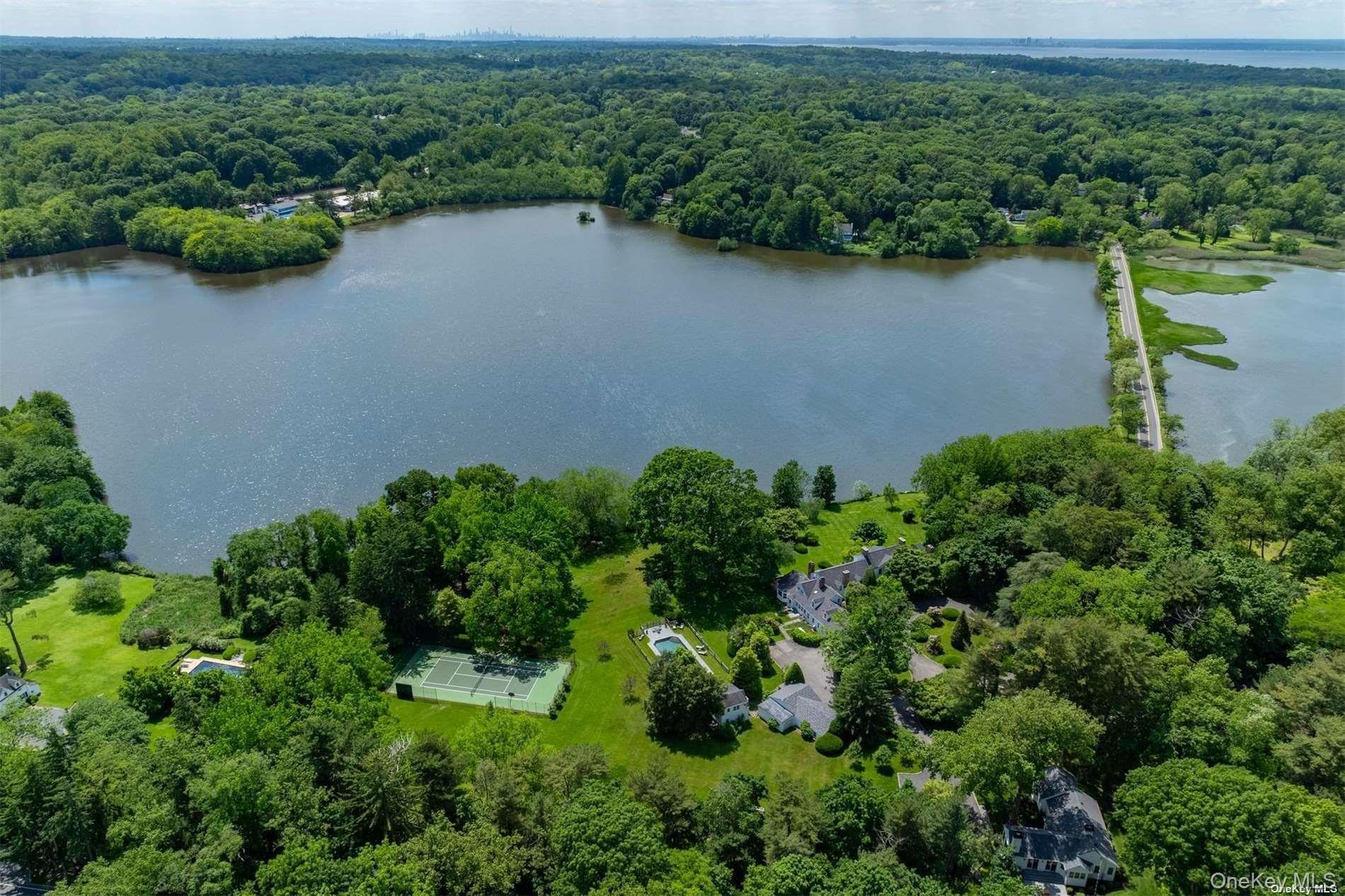 Single Family Cleft Road  Nassau County, NY 11765, MLS-987913-36