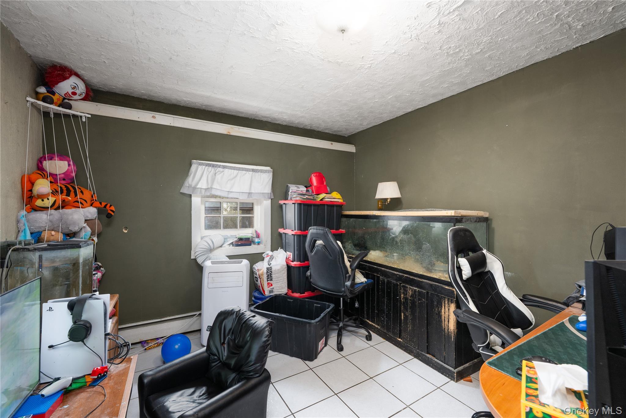 Single Family Powerline  Dutchess County, NY 12580, MLS-987915-28