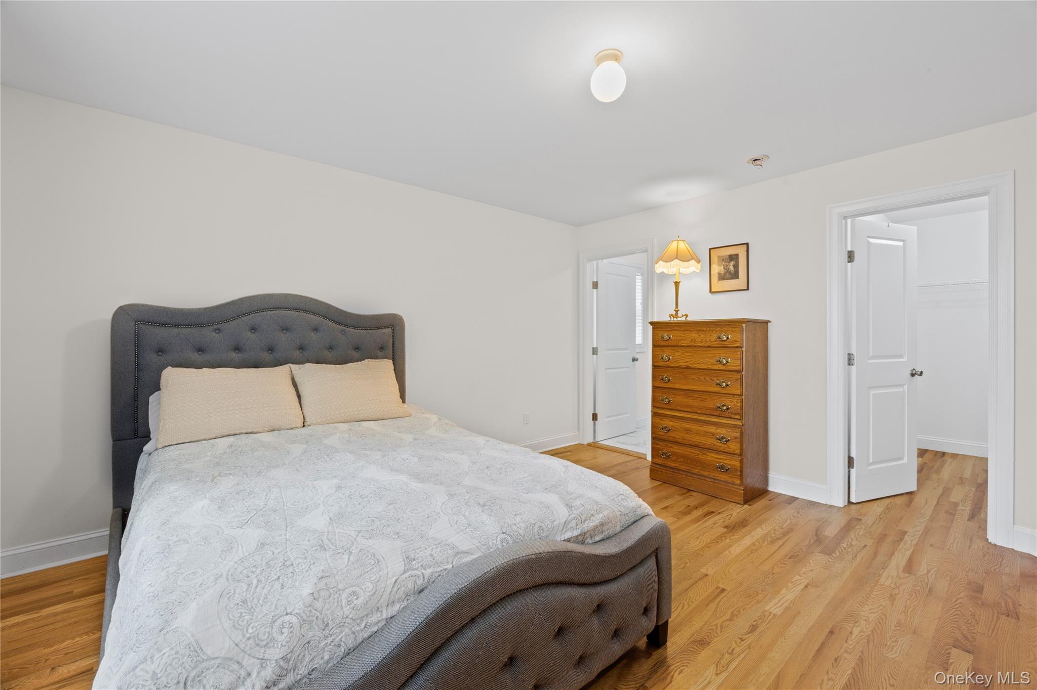 Single Family Clear Creek Court  Suffolk County, NY 11746, MLS-987923-25