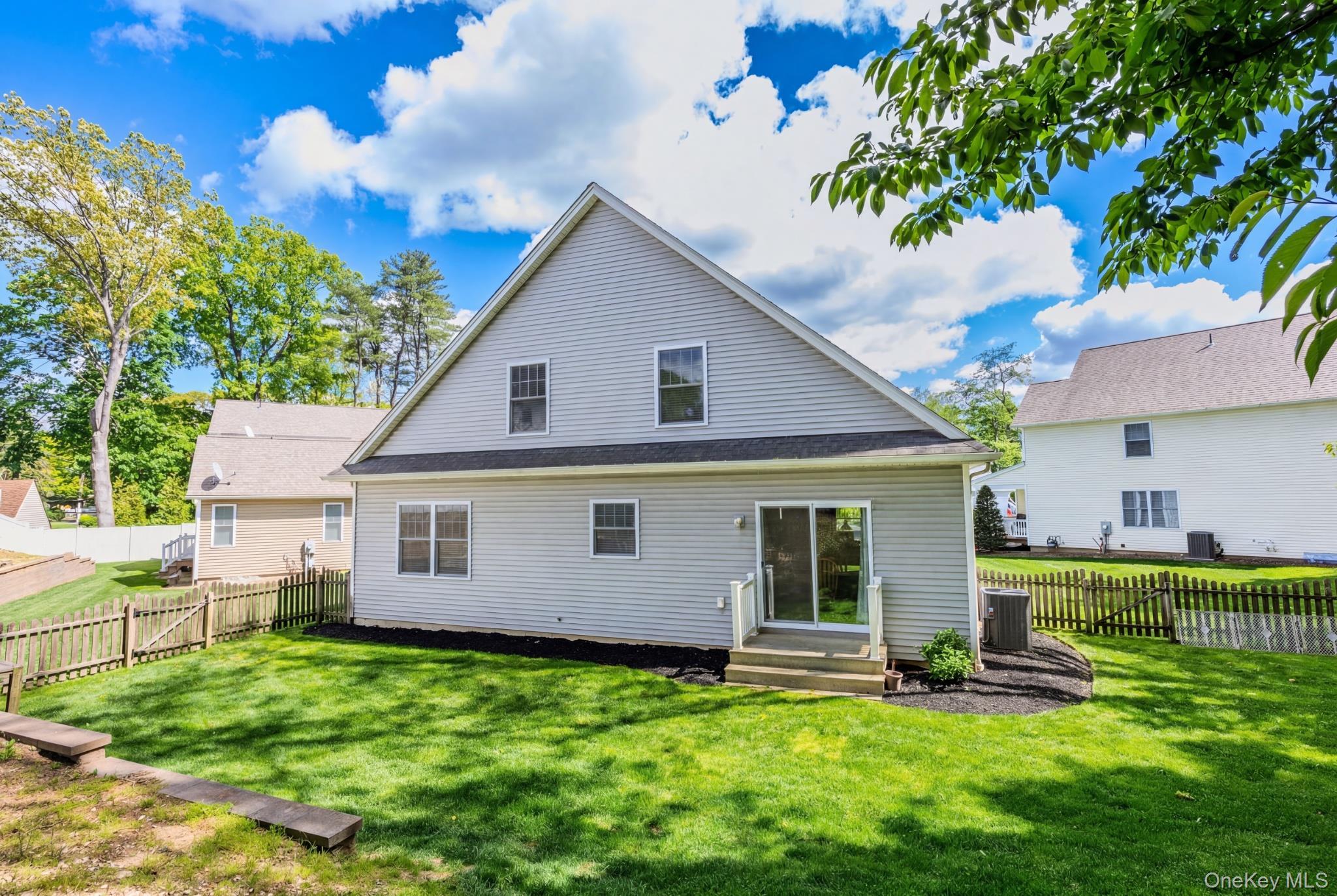 Single Family Clear Creek Court  Suffolk County, NY 11746, MLS-987923-44